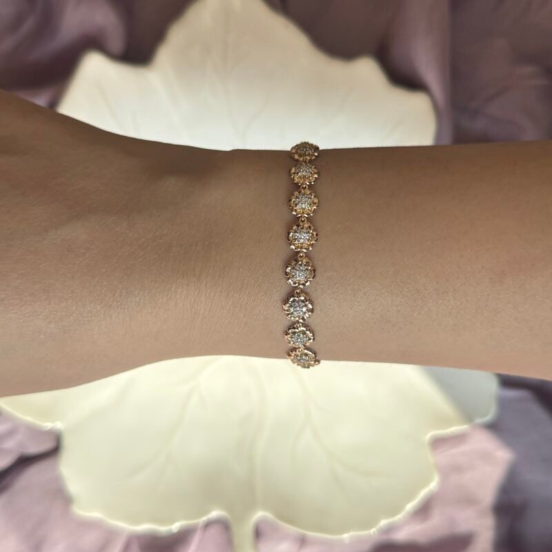 Elegant Adjustable Bracelet - 18K Gold Plated Luxury