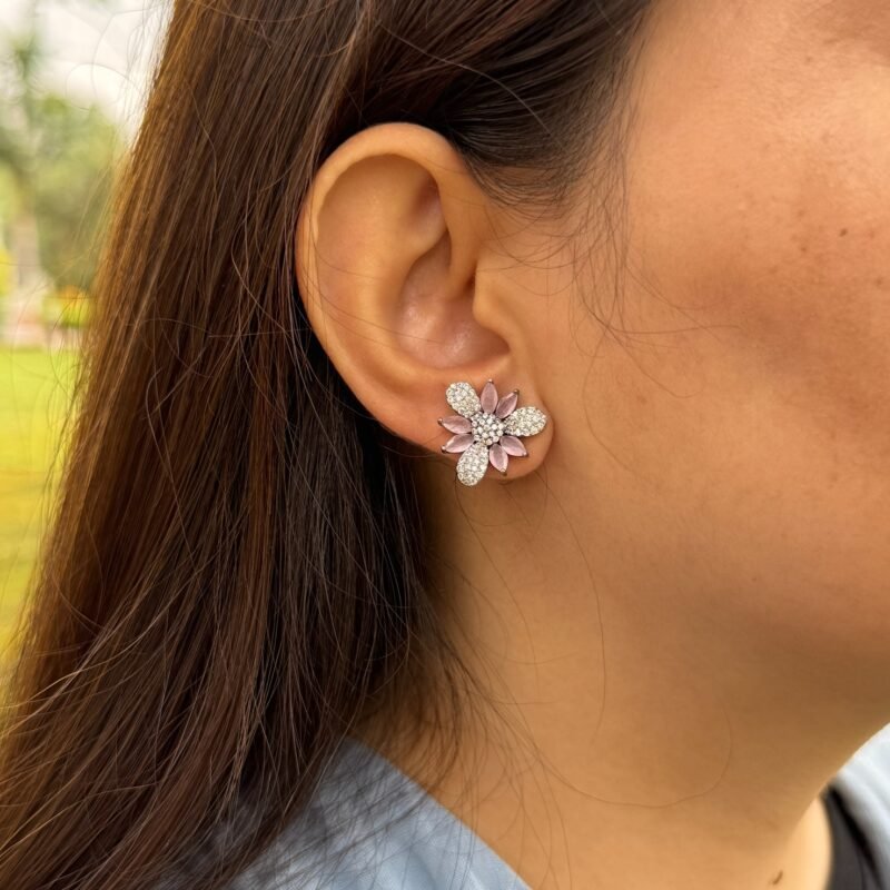 Fresh, Stylish Earrings for Every Occasion - Image 2