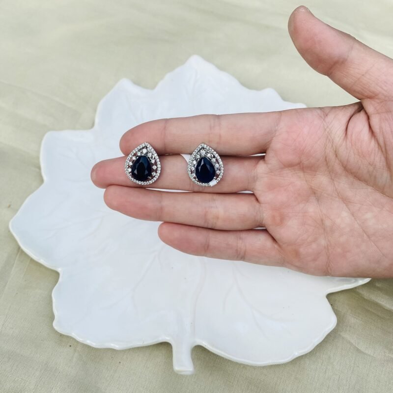 Handcrafted Geometric Stud Earrings for Everyday Elegance - Image 4