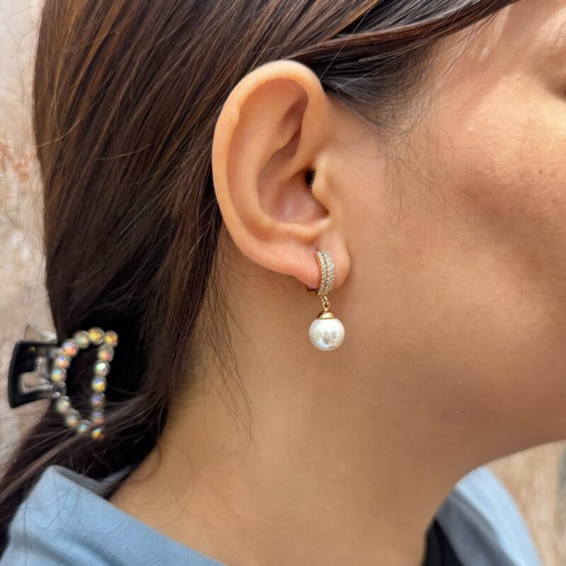 Keep your earrings shining with Anti-Tarnish - Image 2