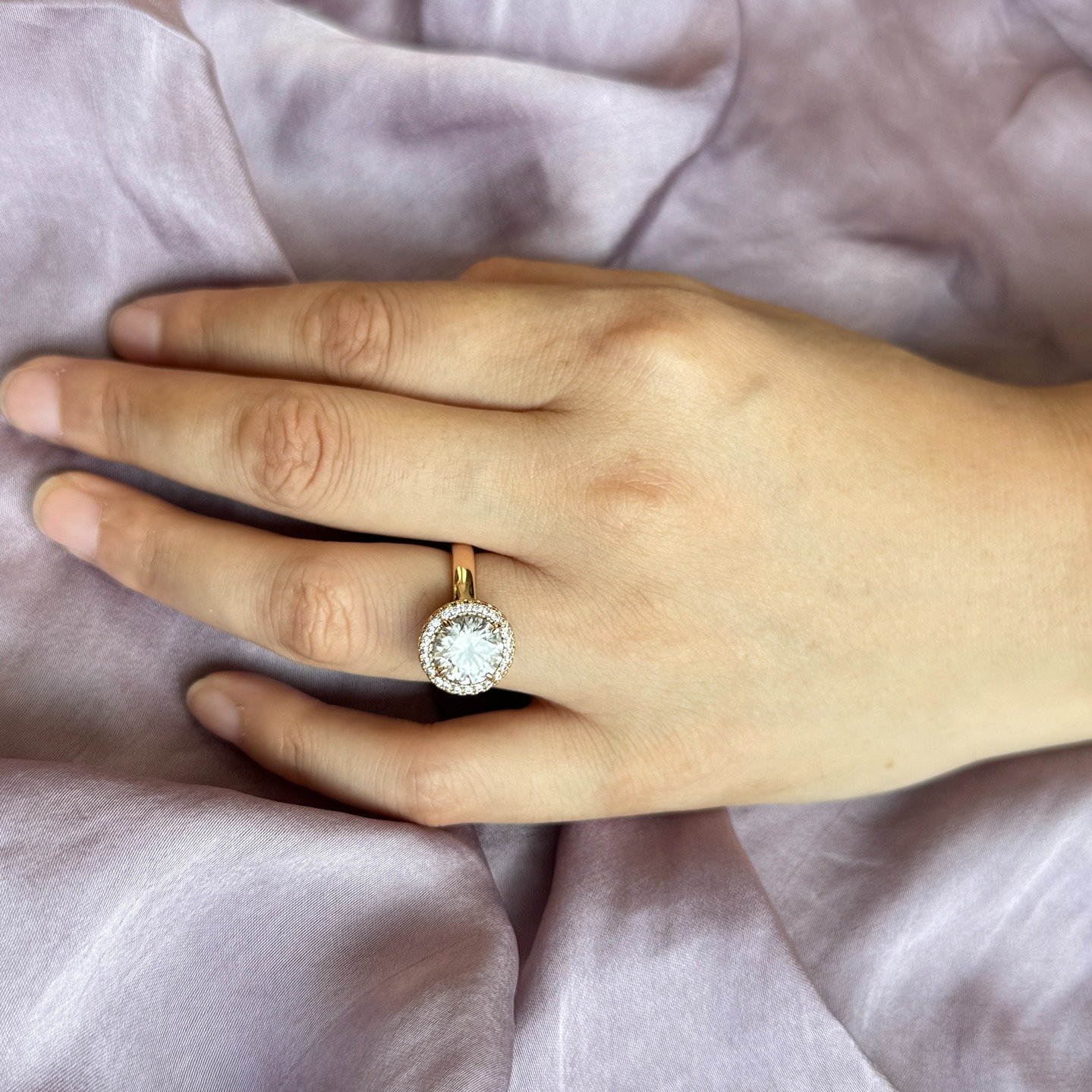 Light up your look with brilliance daily