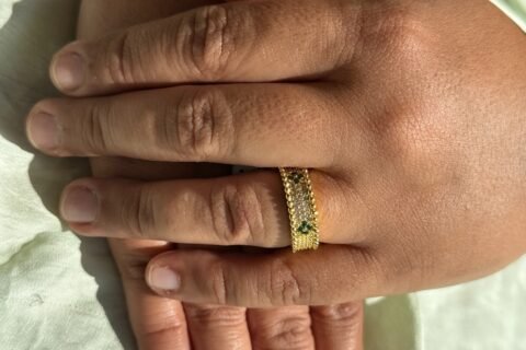 Exquisite Finger Ring Perfect for Every Occasion