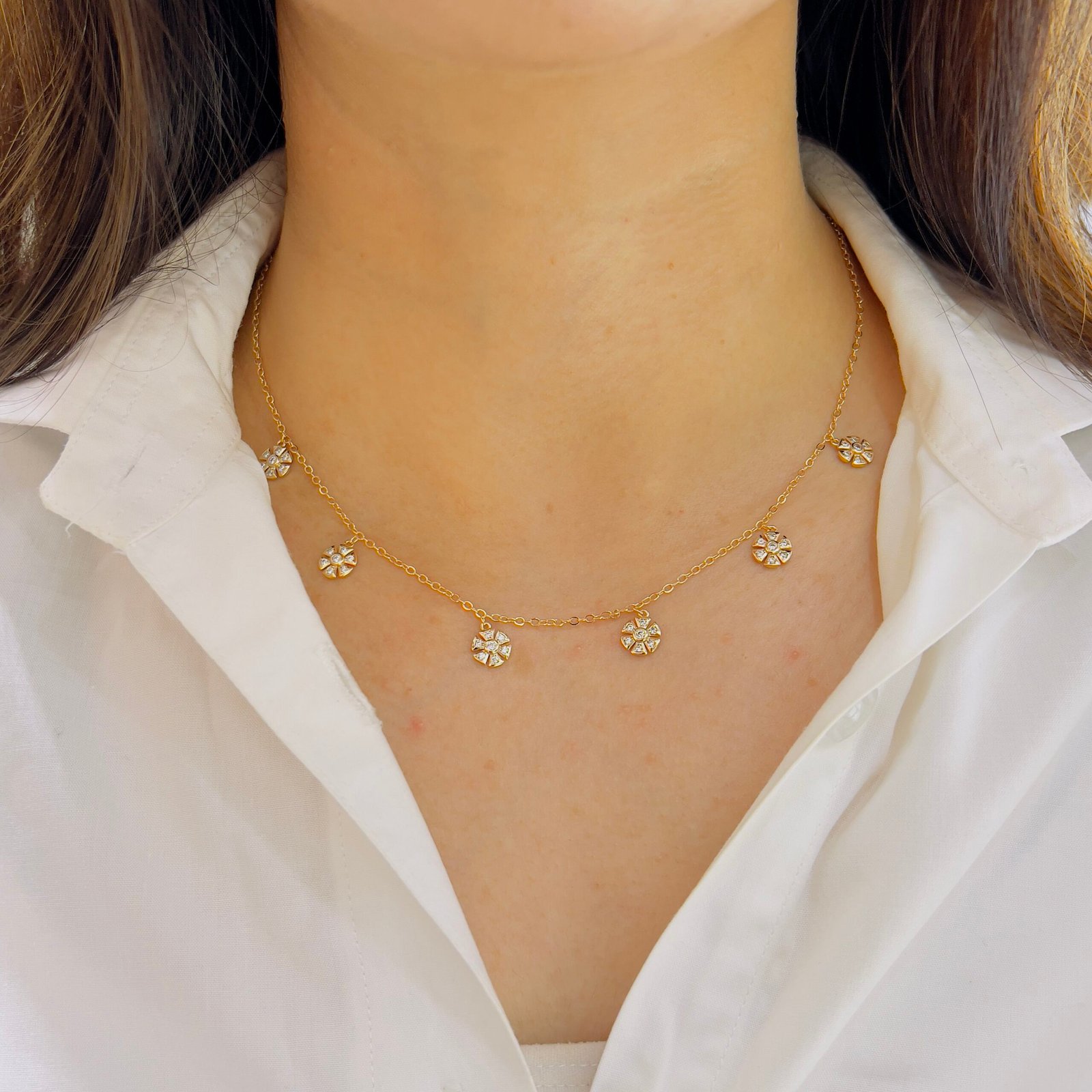 Hand-Crafted Single Flower Chain, Perfect Daily Elegance - Image 3