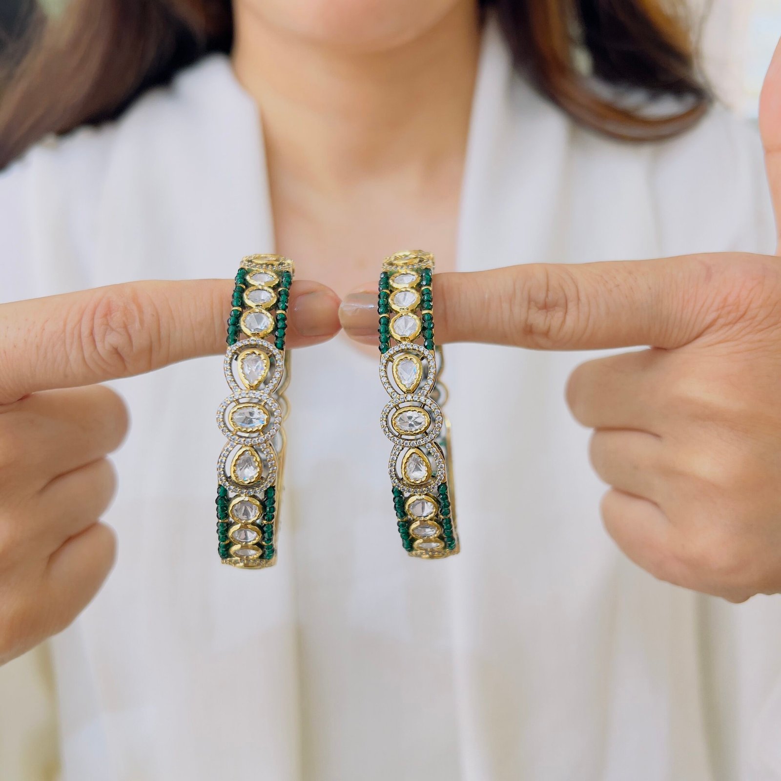 Victorian-inspired gold bangles for refined sophistication - Image 2