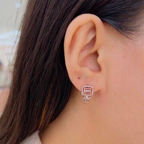 Perfect Everyday Earrings With Shiny Stones And Long Lasting Finish