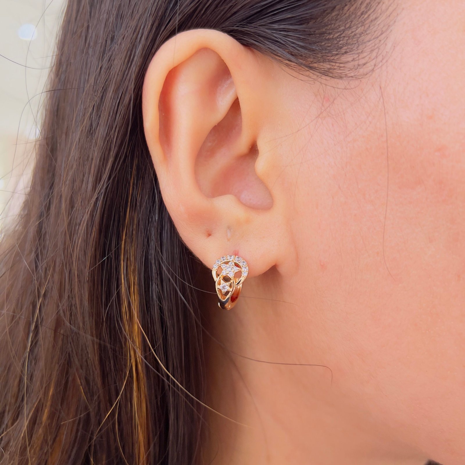 Lightweight luxury crafted for effortless daily wear - Image 2