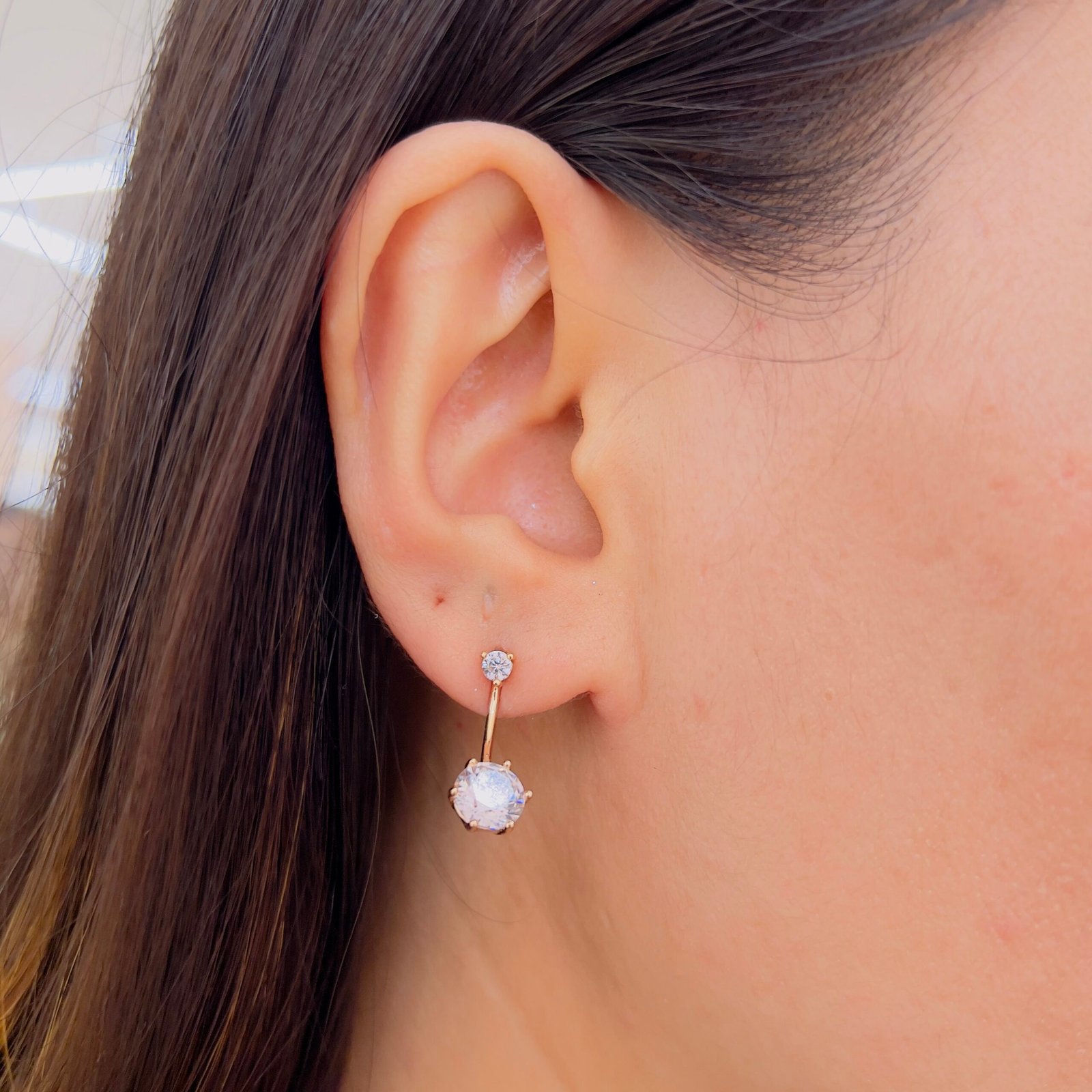 Redefine Daily Elegance with Subtle Golden Charm - Image 2