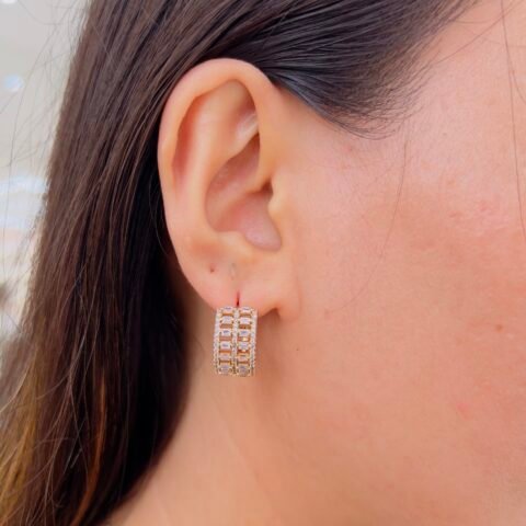Dazzling Earrings Designed for Effortless Daily Elegance