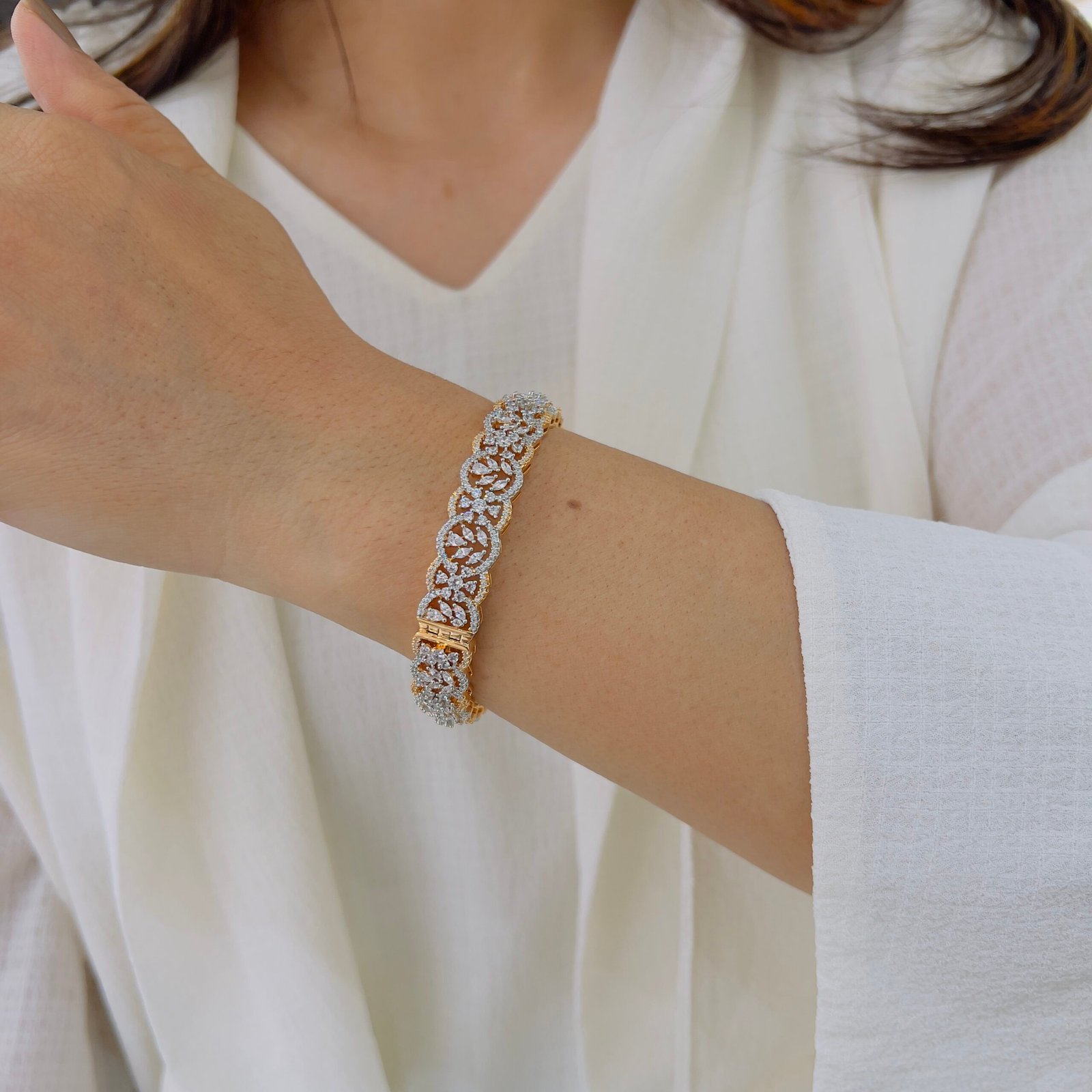 Sparkling Diamond Bangles Designed for Everyday Luxury Look - Image 3