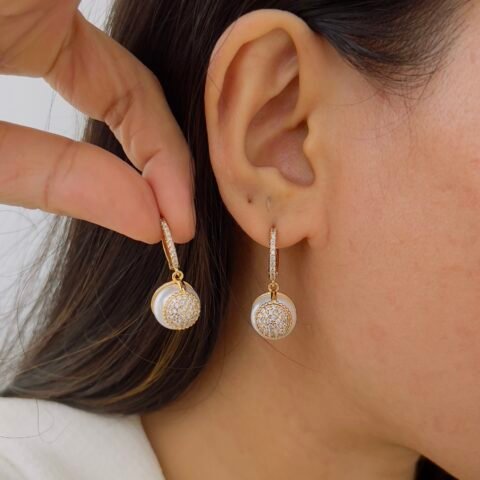 Classic Shiny Stone Earrings for Effortless Everyday Elegance