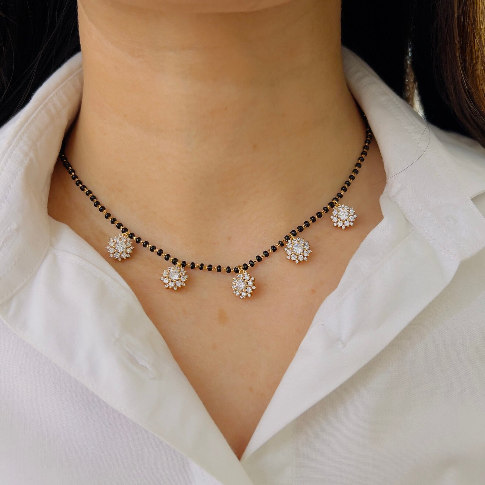 Five-Flower Sparkle Mangalsutra for Timeless Everyday Glam