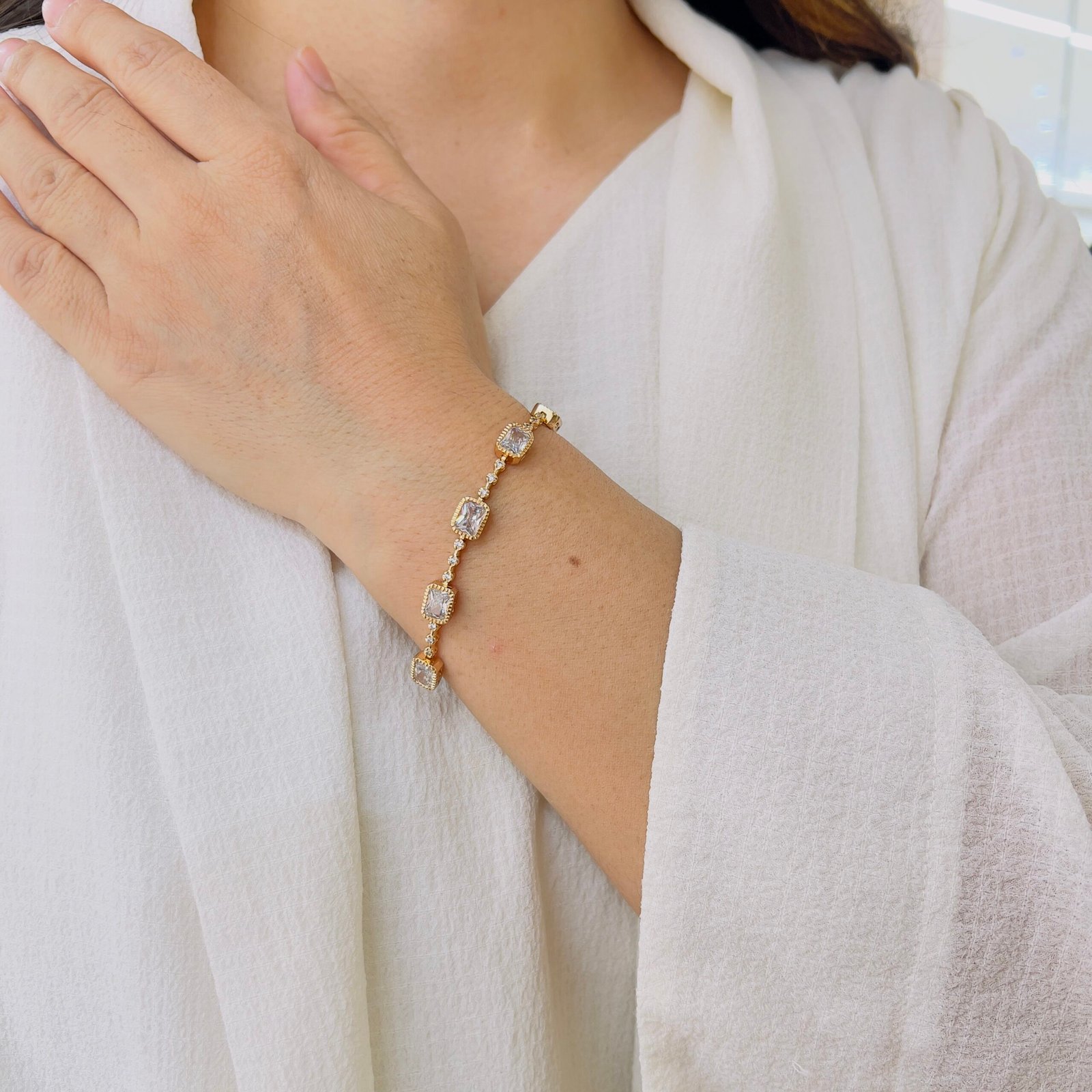 Minimal Office Wear Statement Bracelet