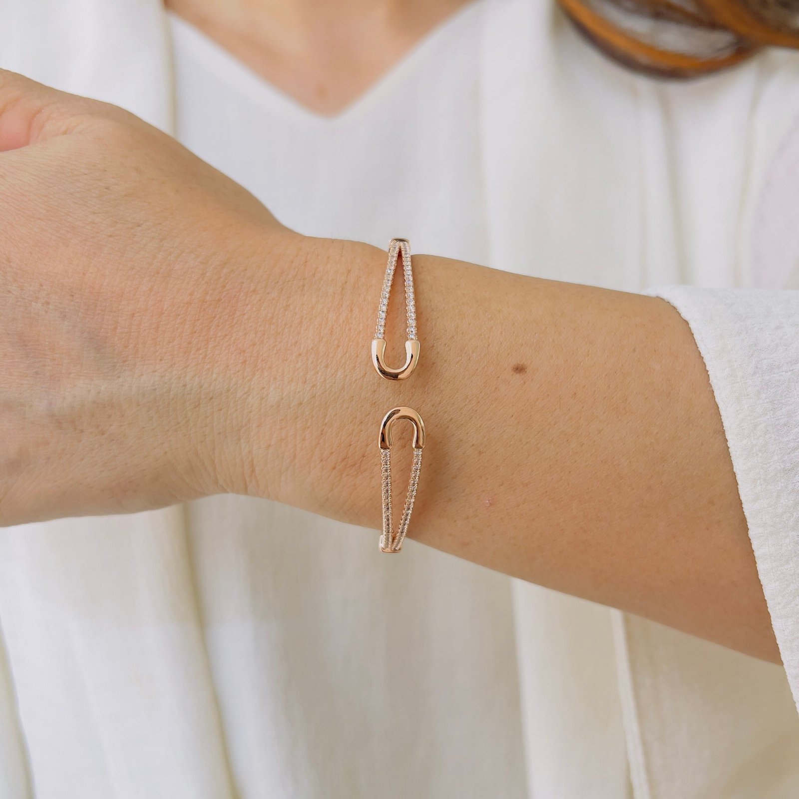 Premium Finish Dailywear Bracelet - Image 2