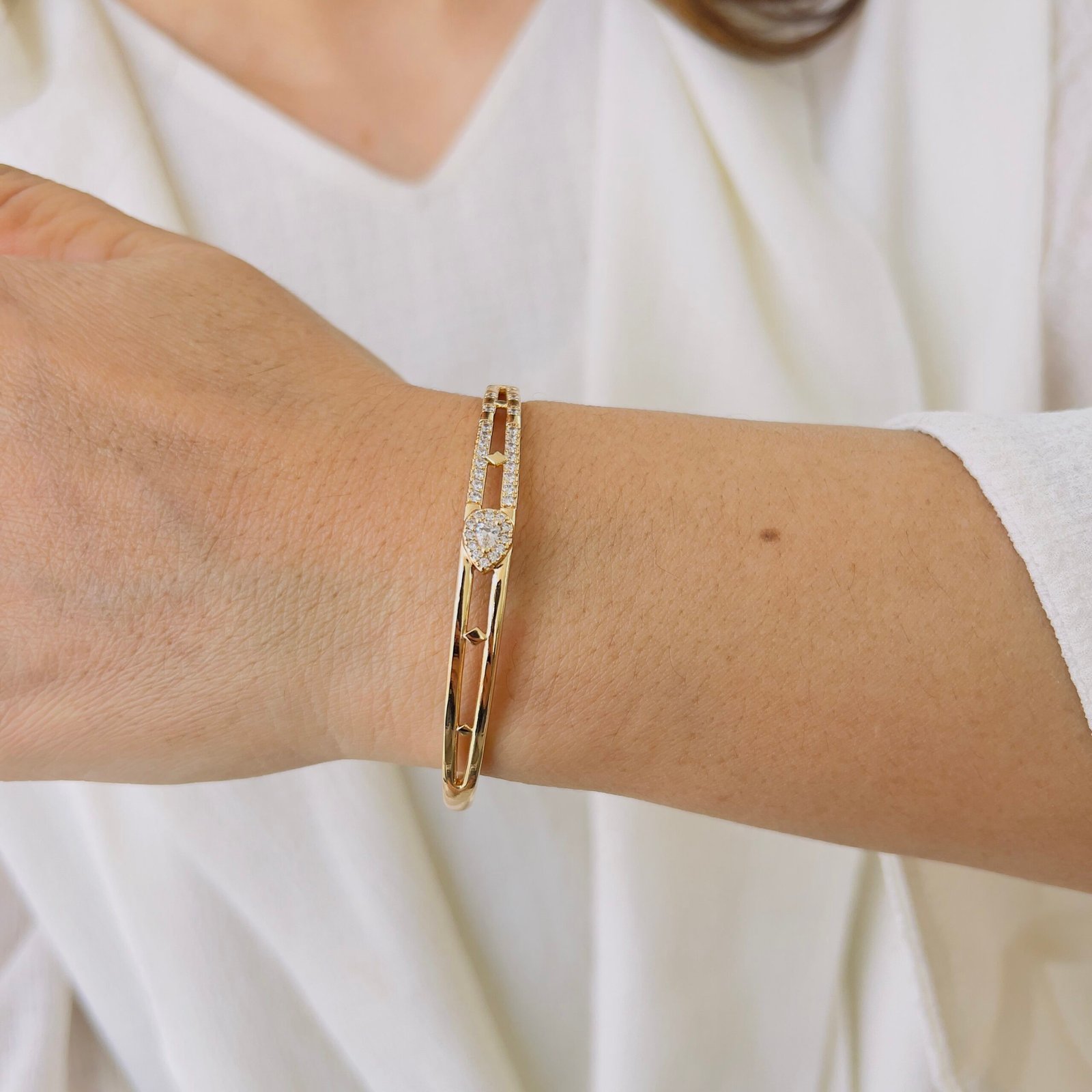 Classic 18K Gold Plated Kada Bracelet for Everyday Styling - Image 2