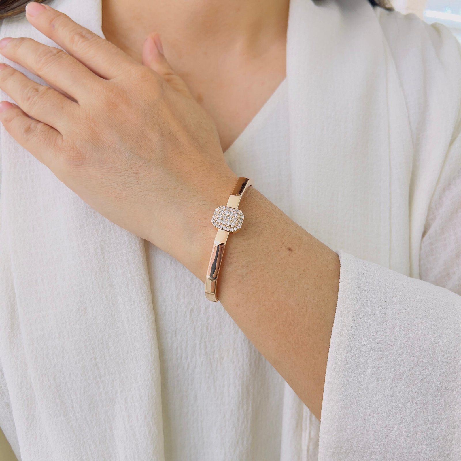 Minimal 18K Rose Gold Plated Bracelet for Daily and Office Wear