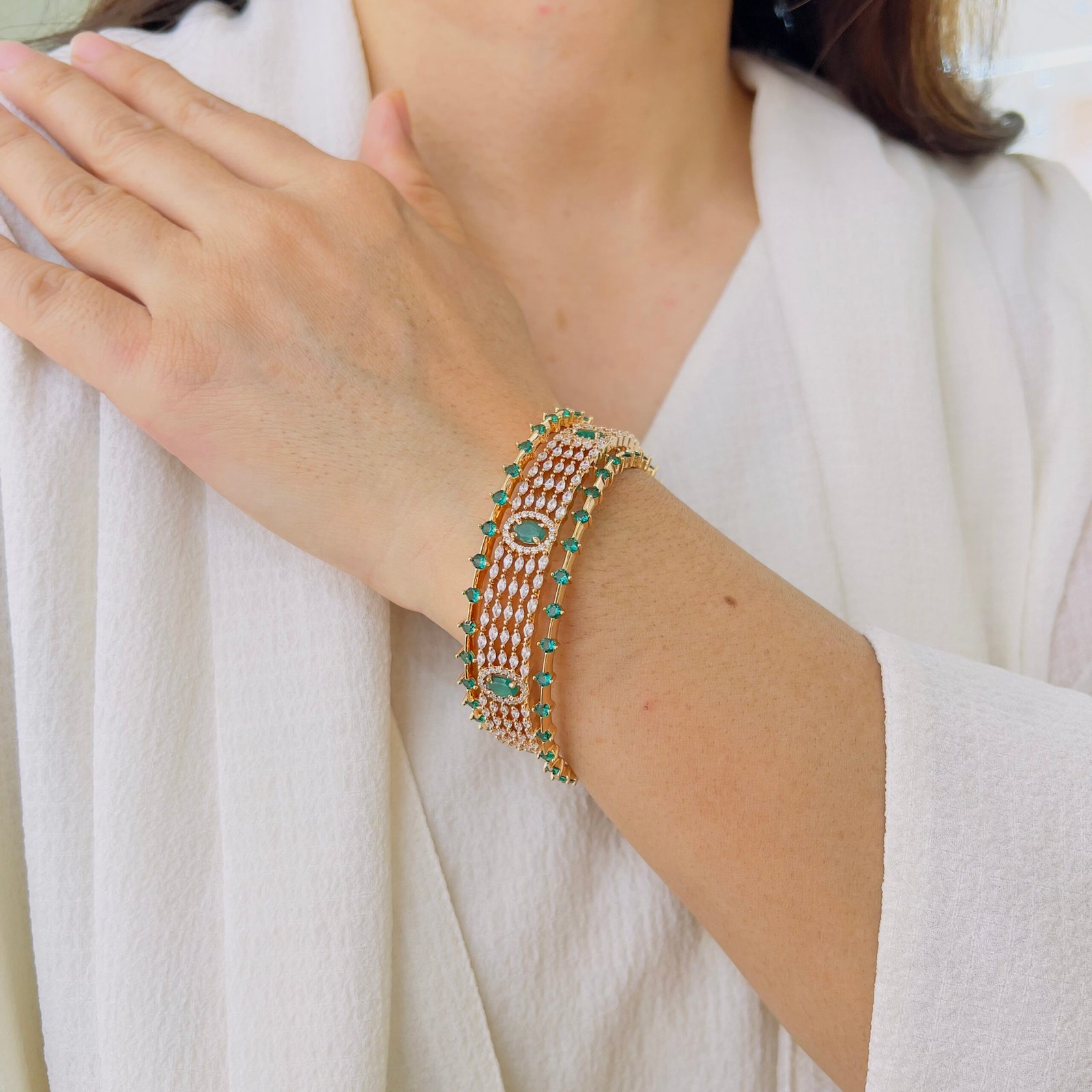 Graceful Diamond-Style Gold Plated Designer Bangle