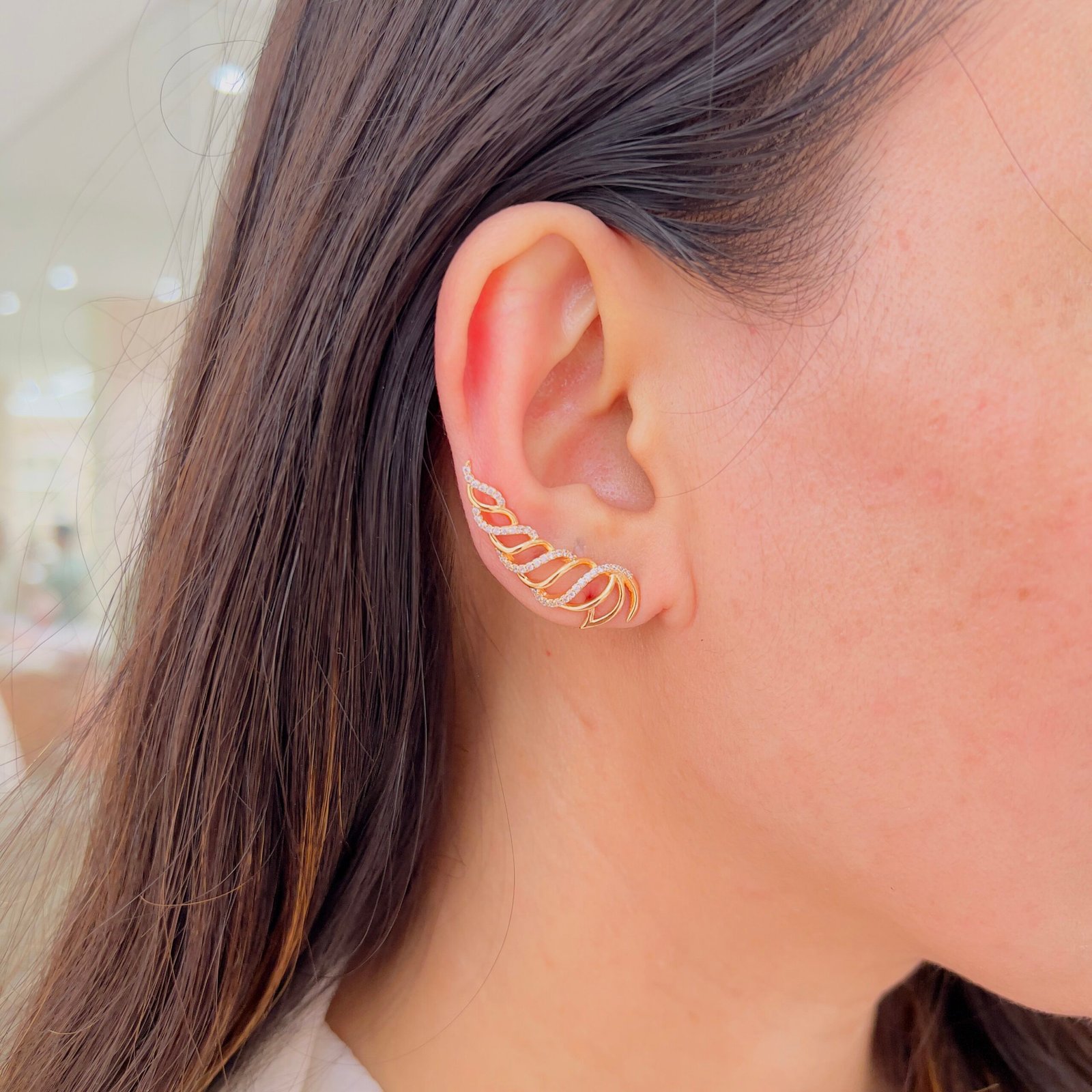 Chic 18K Gold Plated Ear Cuff - Image 2