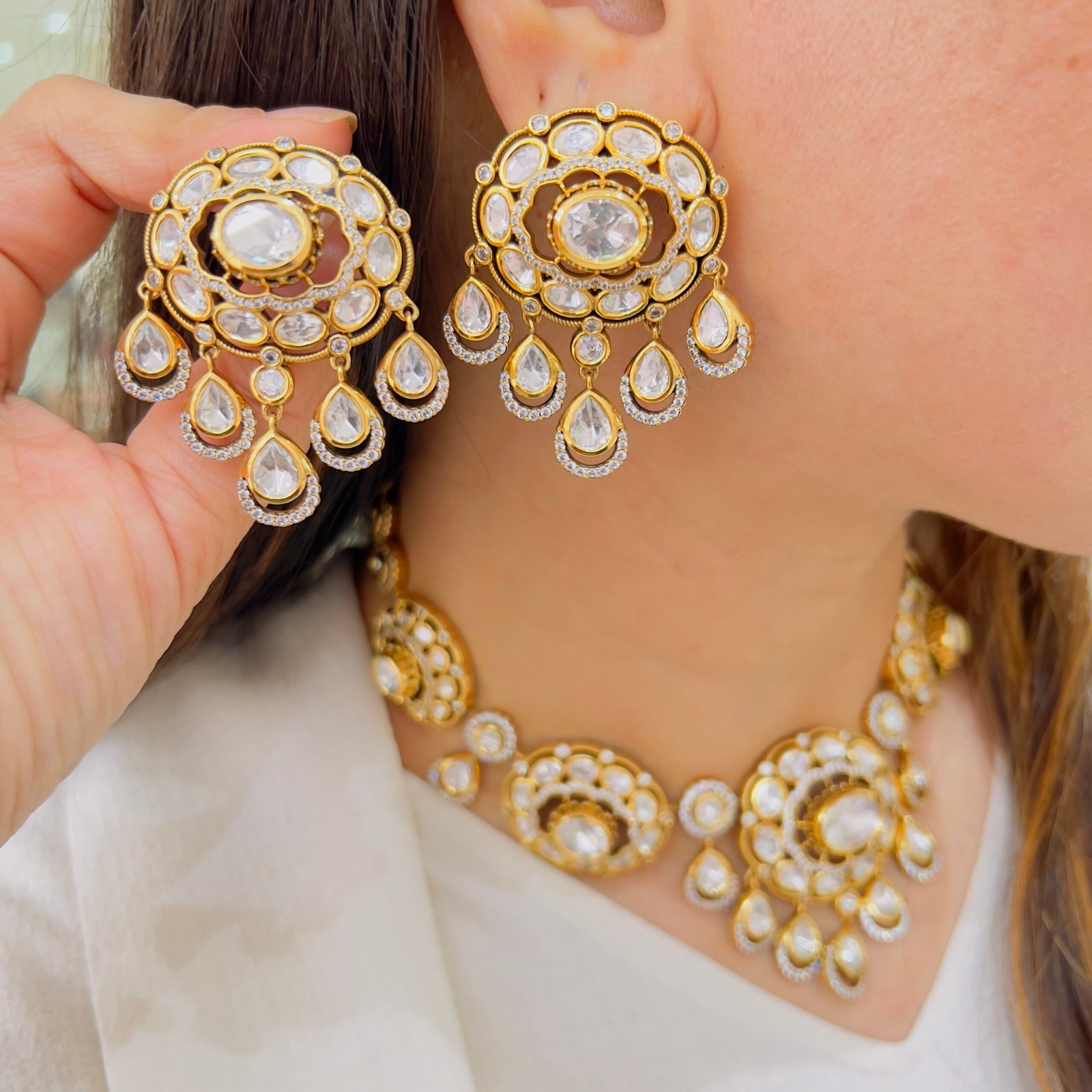 Victorian Heritage Necklace Set - Image 2