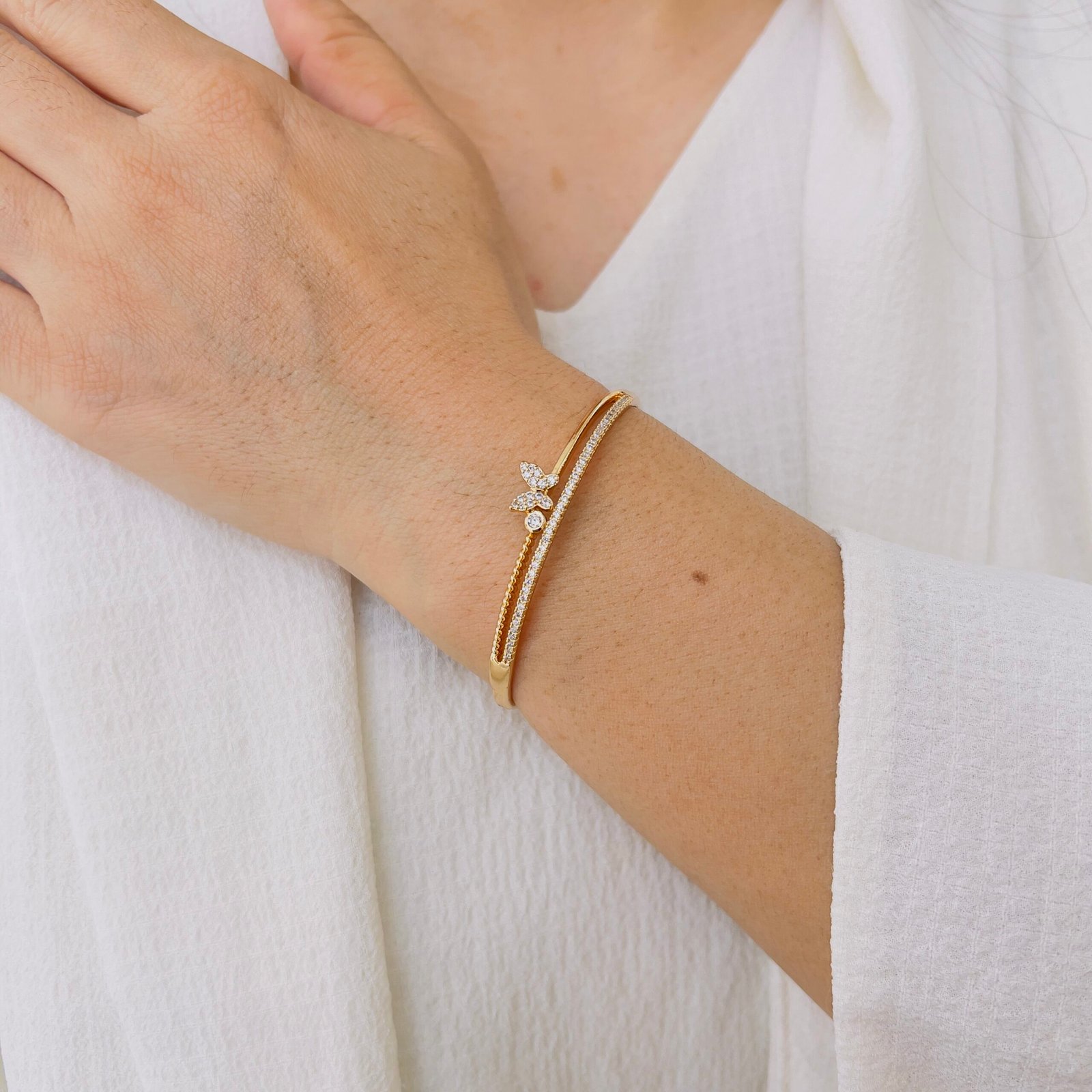 Chic Everyday Bracelet - Image 3