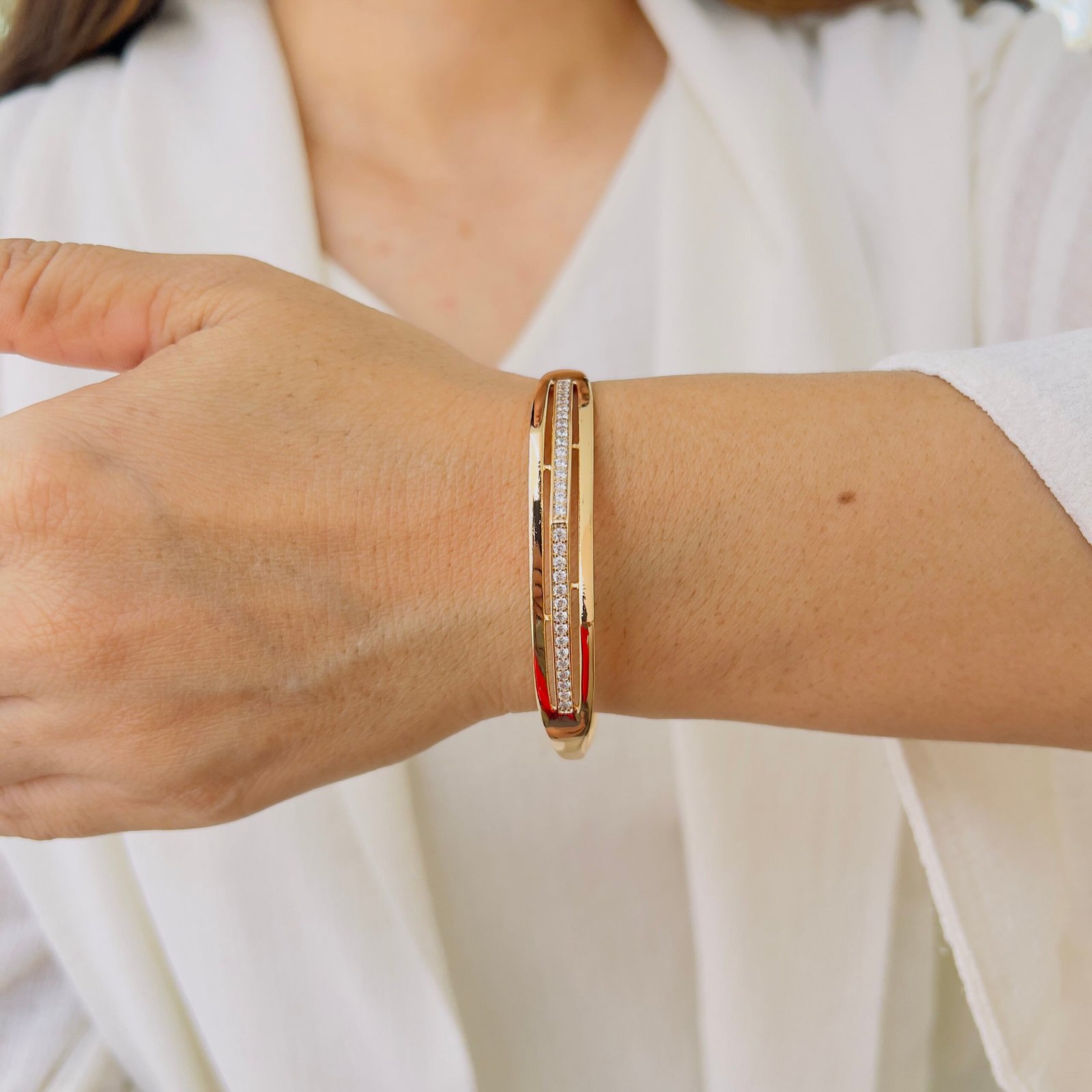 Modern Style Wristwear - Image 2