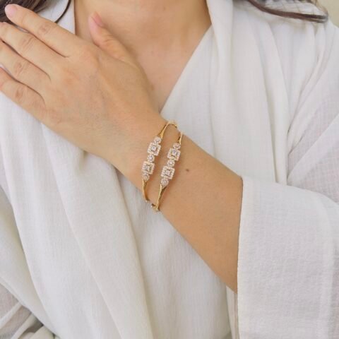 Premium Diamond Finish Office Wear Bangle