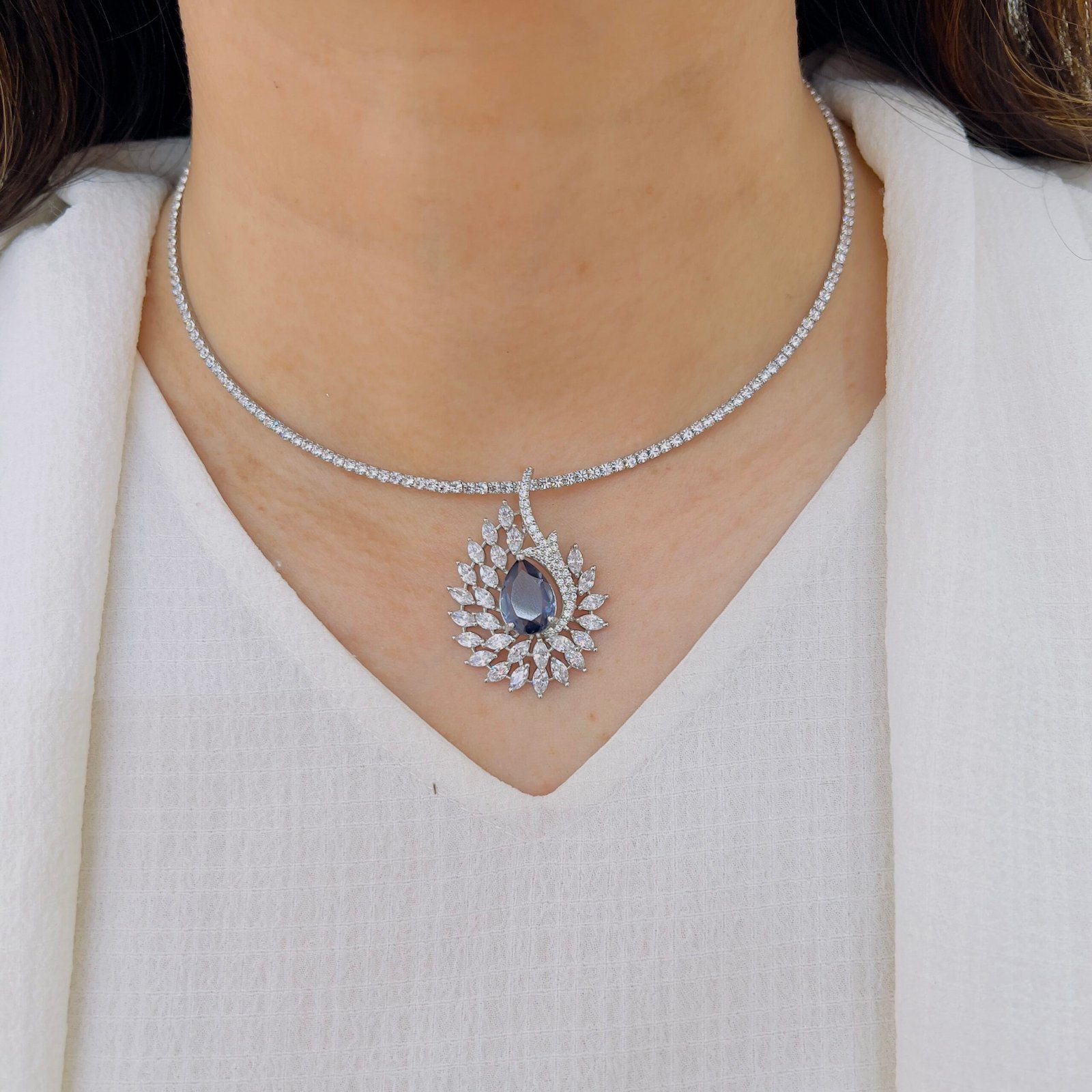 Signature Grace Diamond Pendant Set - Image 4