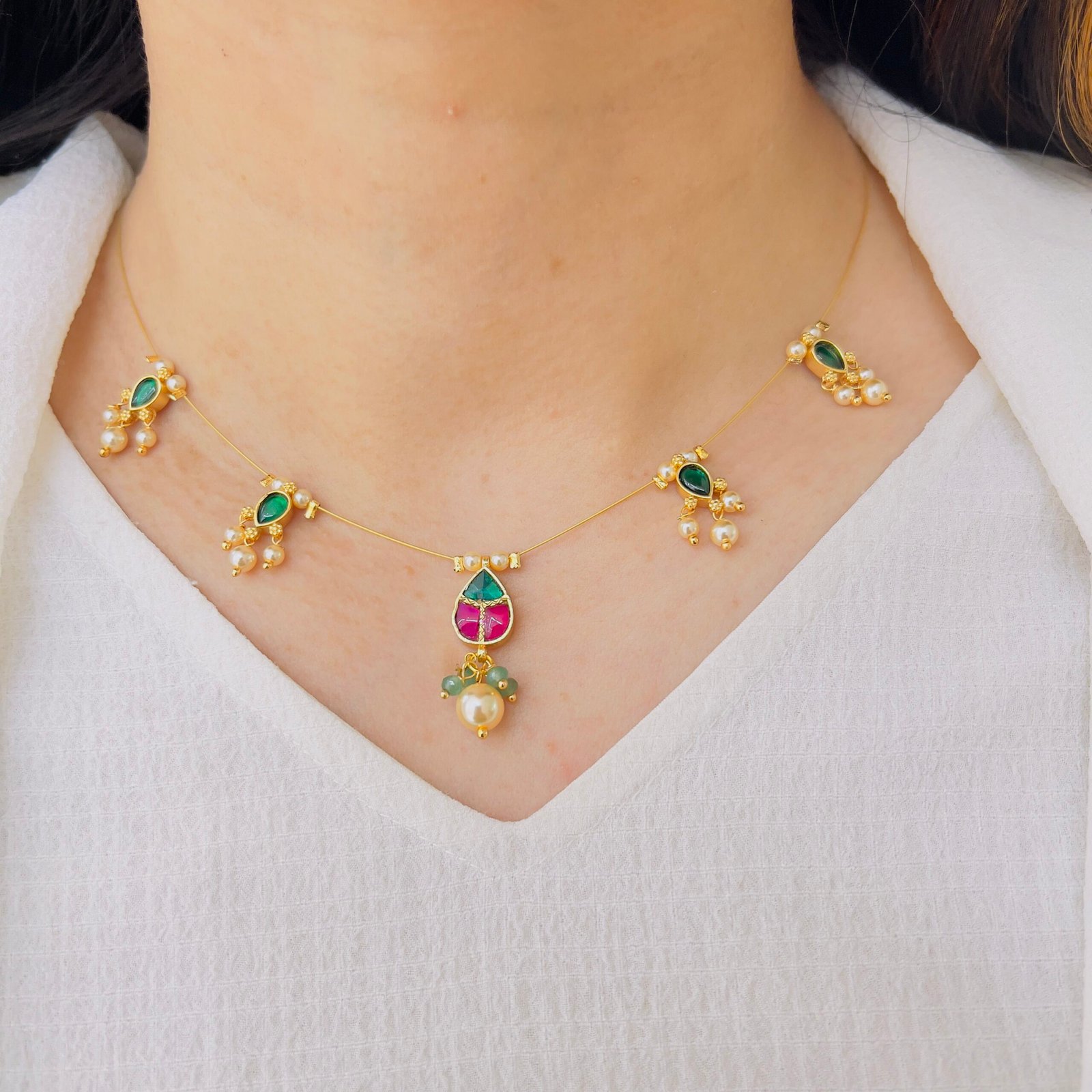 Lightweight Festive Invisible Chain Necklace - Image 2