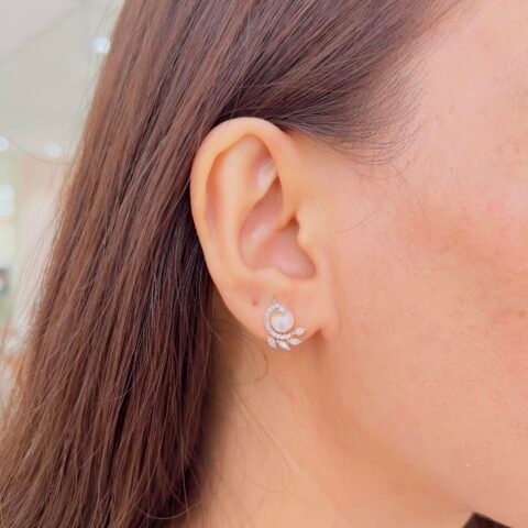 Nature-Inspired Leaf Stud Earrings