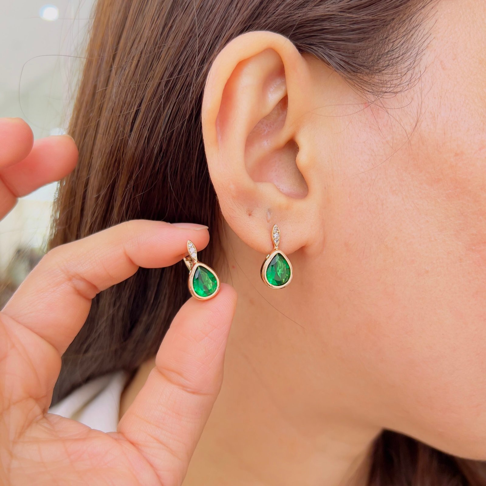 Subtle Yet Stylish Earrings for Daily & Professional Looks - Image 2
