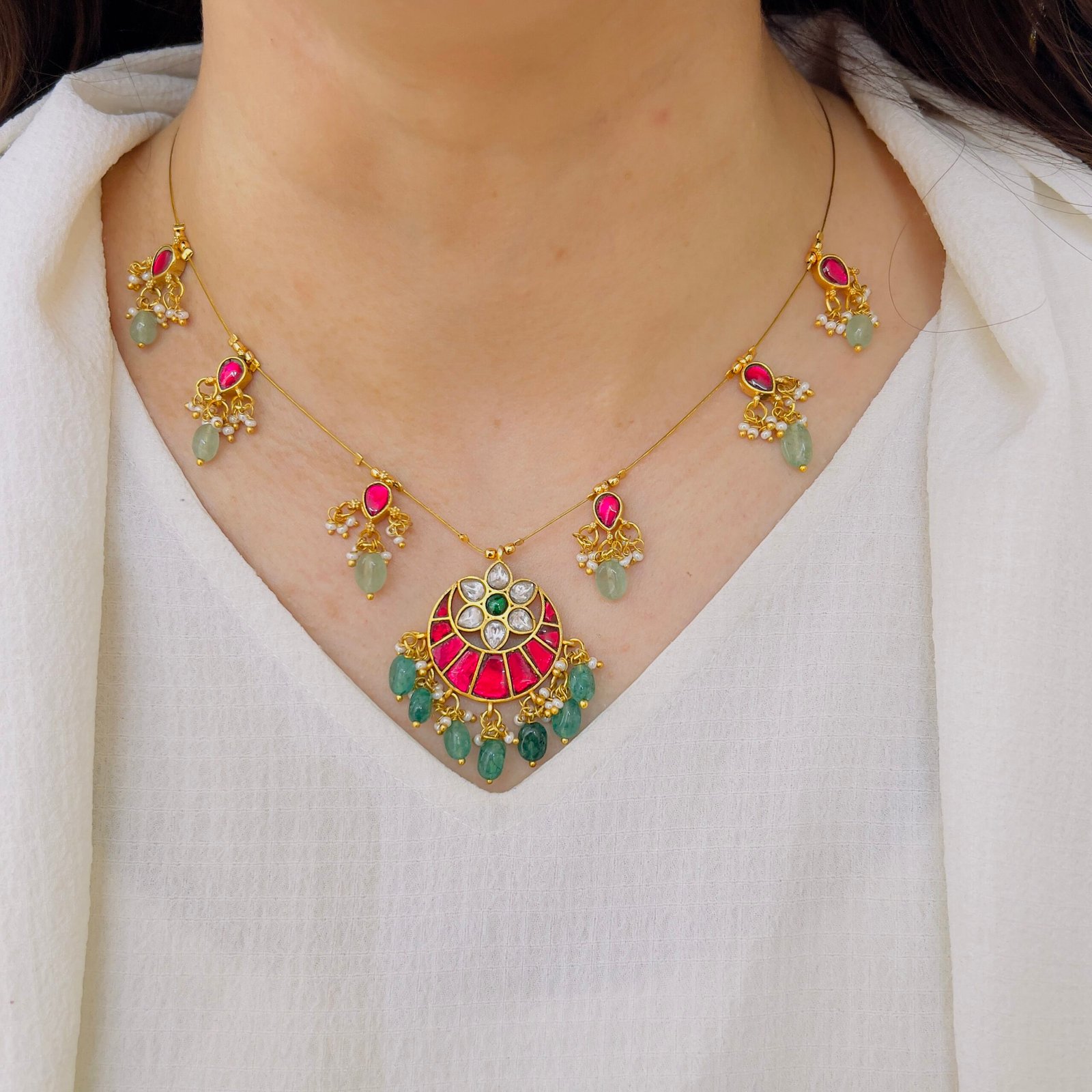 Modern Tradition Invisible Chain