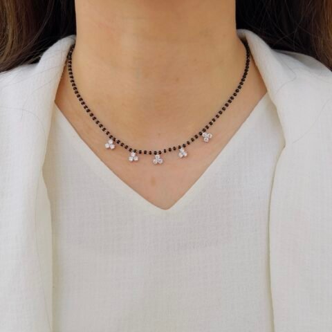 💫 Premium Black Beads Mangalsutra with Diamond-Look Flowers