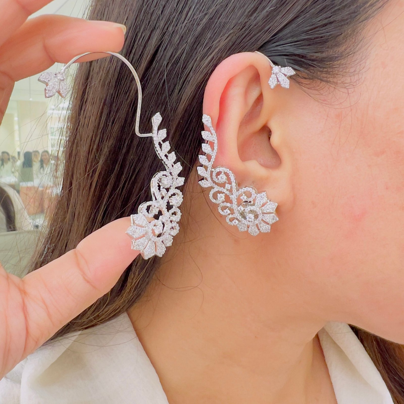 Sleek Curve Ear Cuff Earrings - Image 2