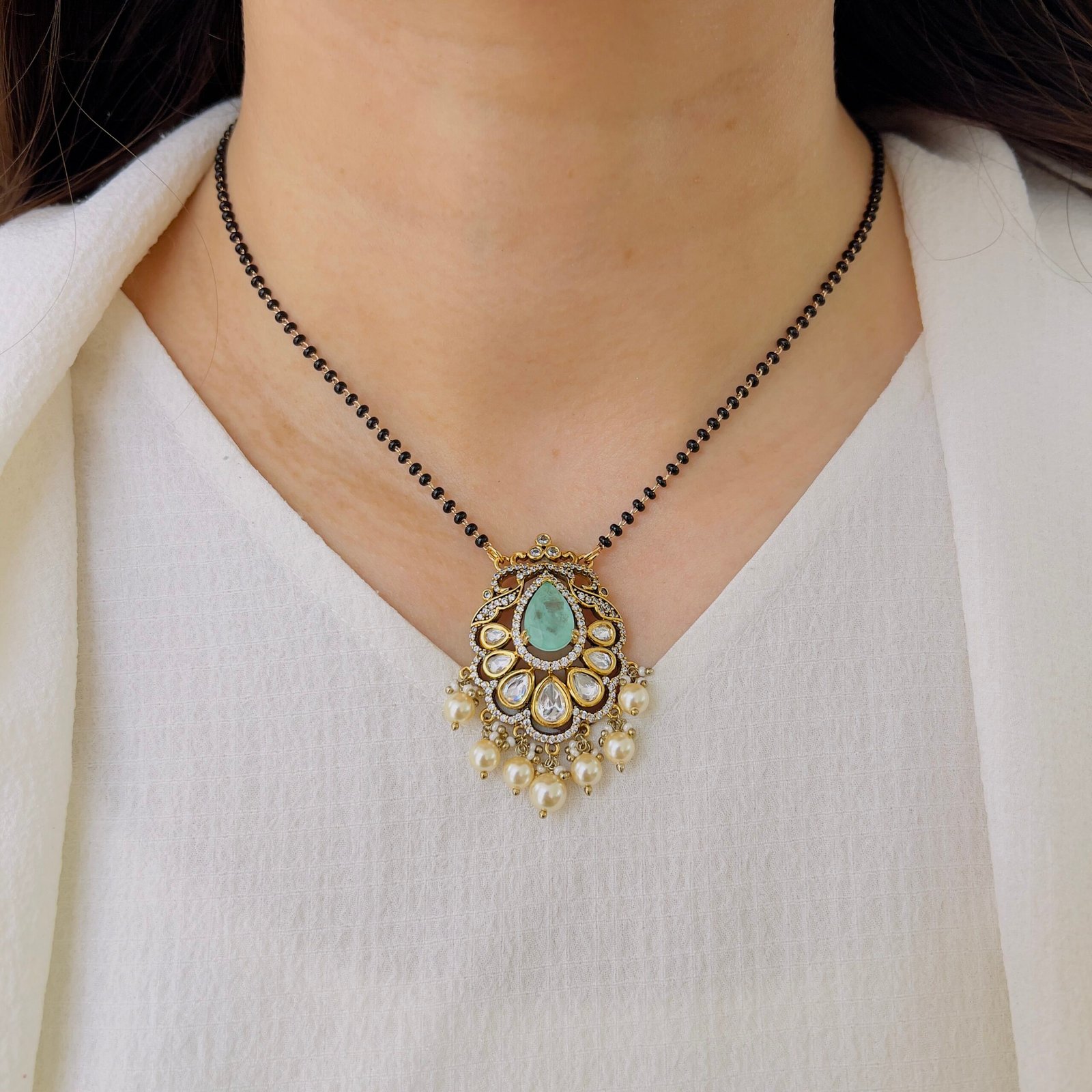 Royal Kundan Mangalsutra Pendant - Image 4