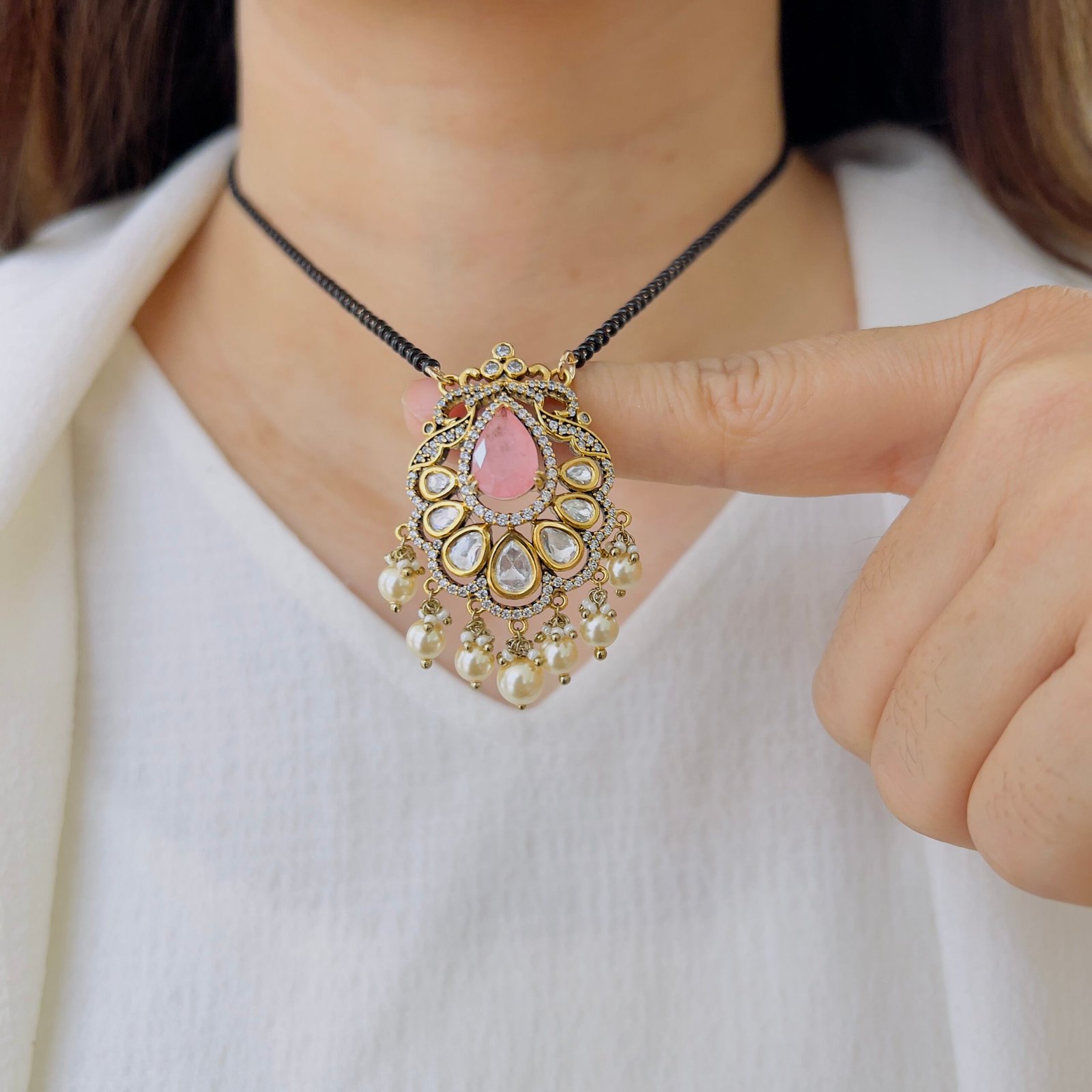 Royal Kundan Mangalsutra Pendant - Image 7