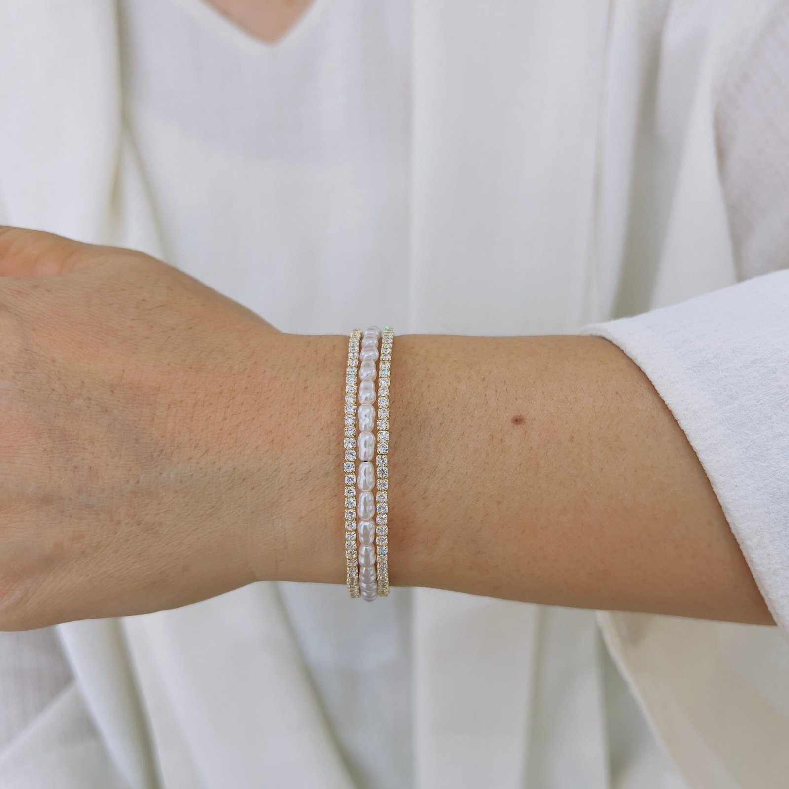 Classic Pearls with a Modern Touch - Image 2