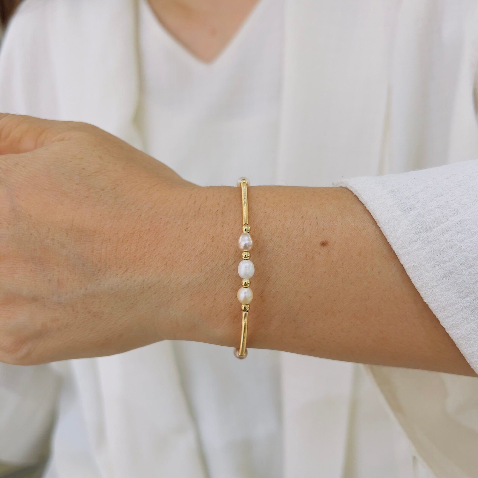 Pearl Bracelet That Speaks Pure Elegance - Image 2