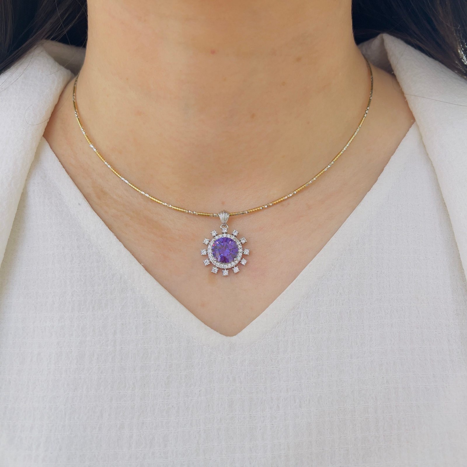 Graceful Pendant Set for Modern Styling - Image 7