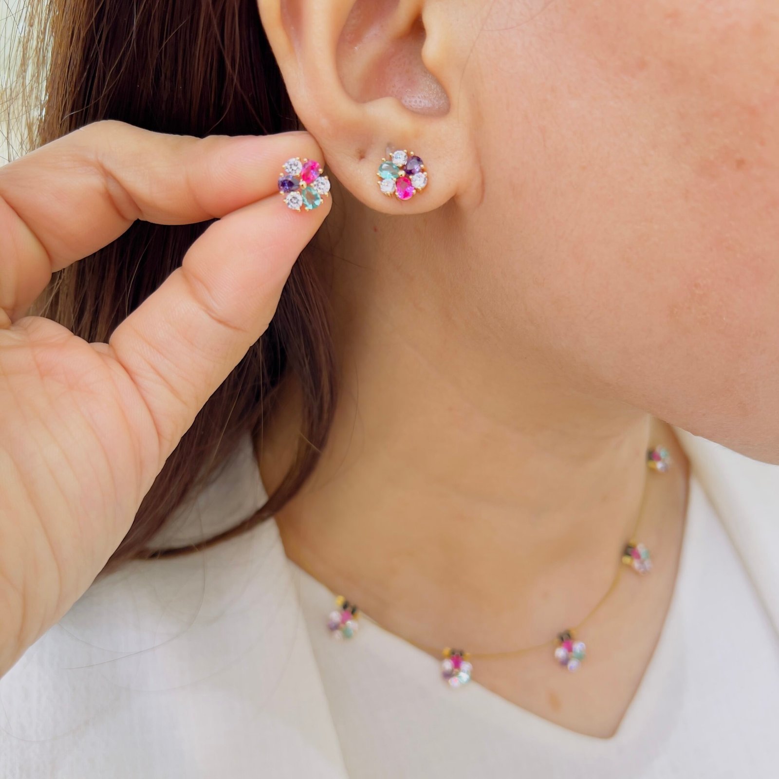 Delicate Floral Invisible Chain Set - Image 2