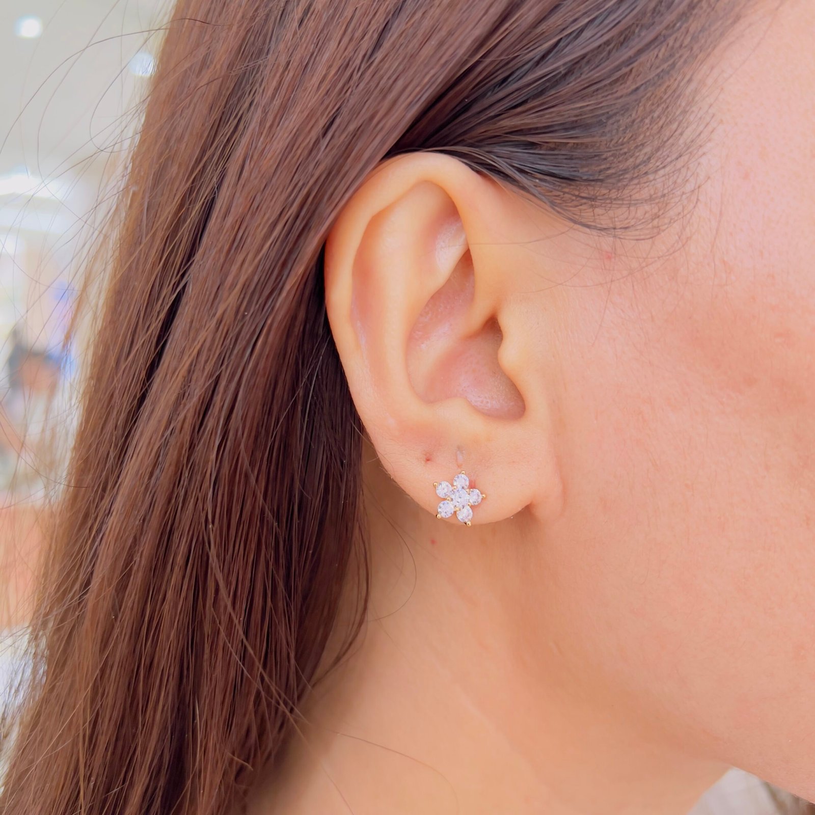 Floating Flower Design Chain Set - Image 3