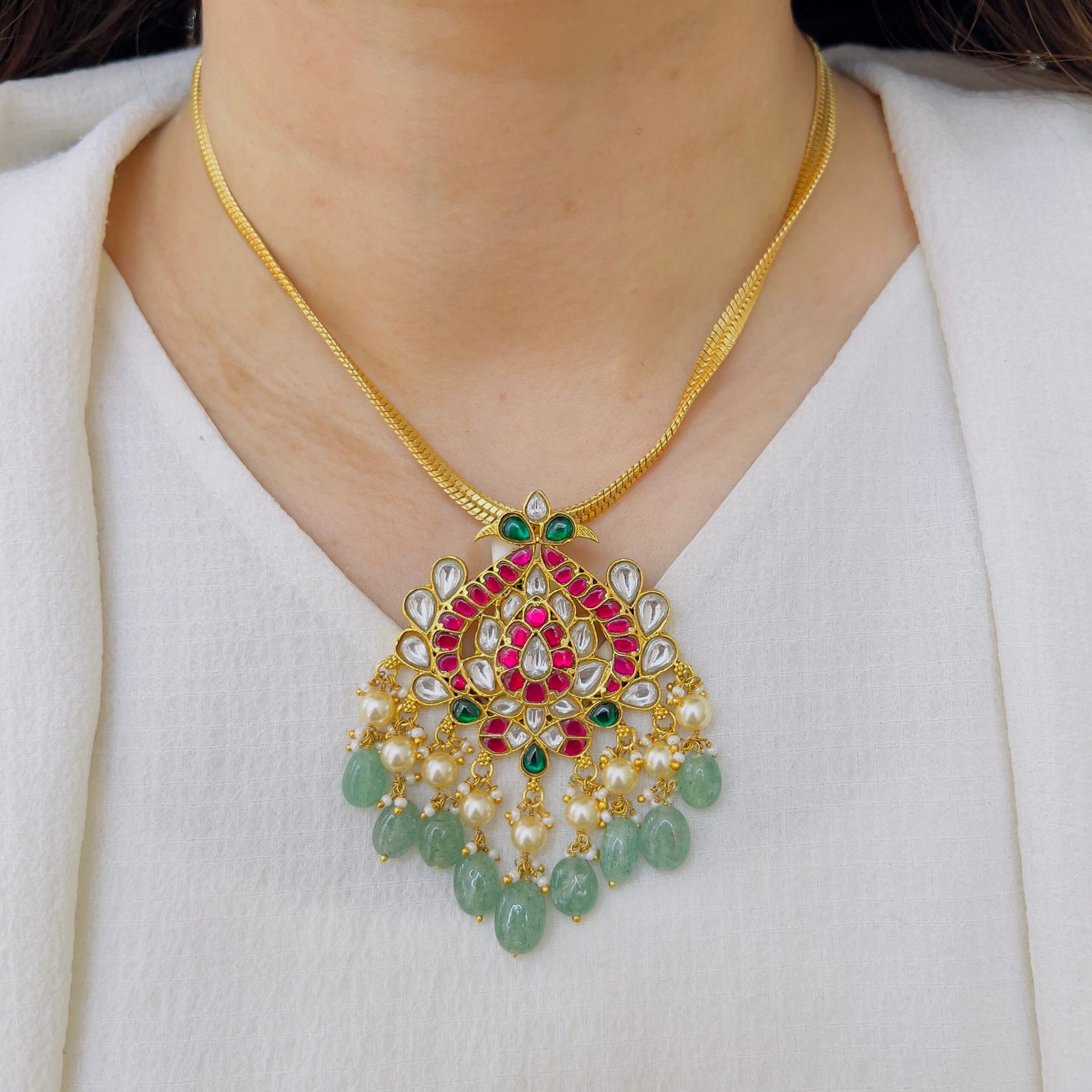 Classic Jadau Pendant with Regal Appeal - Image 2