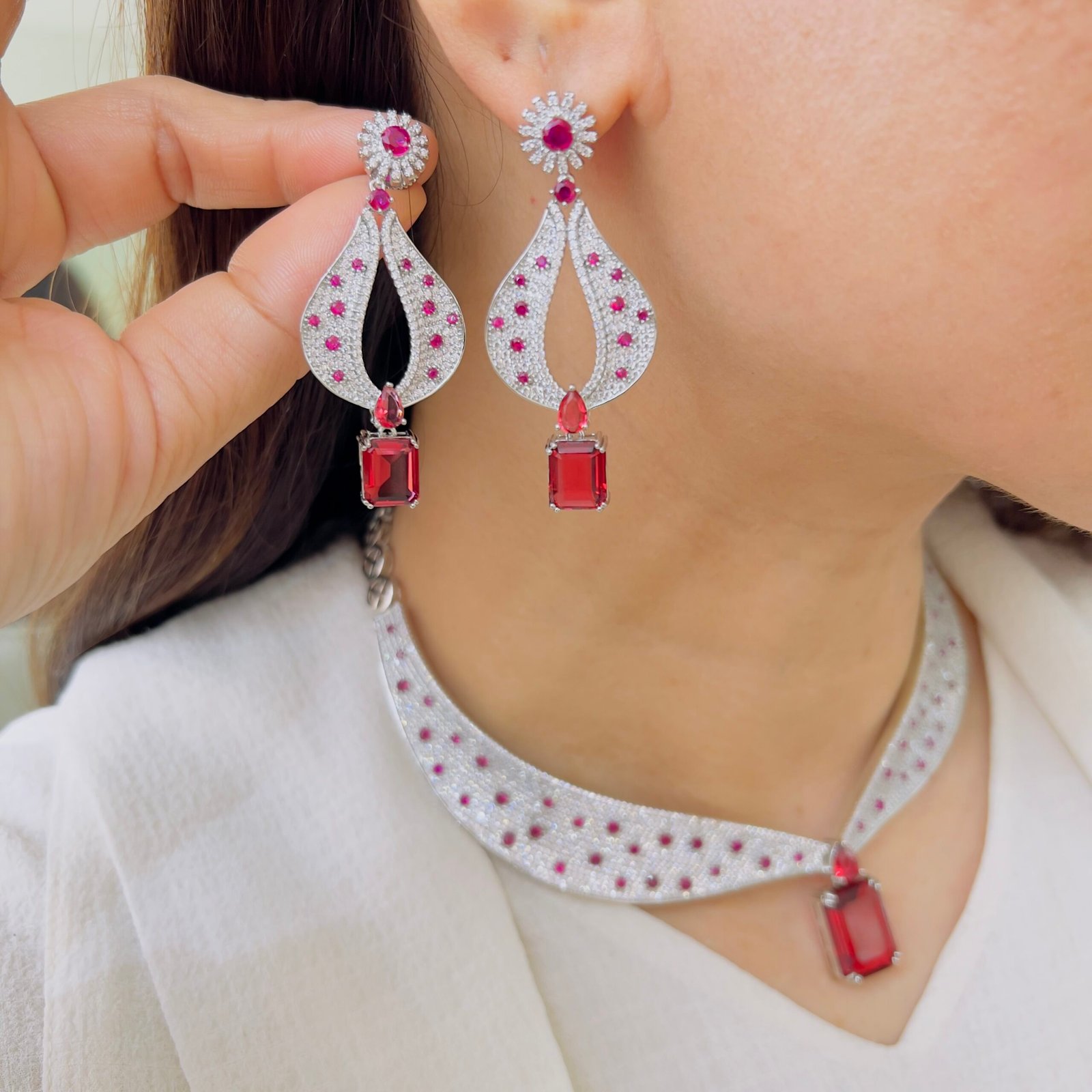 Elegance That Speaks Without Words - Image 2