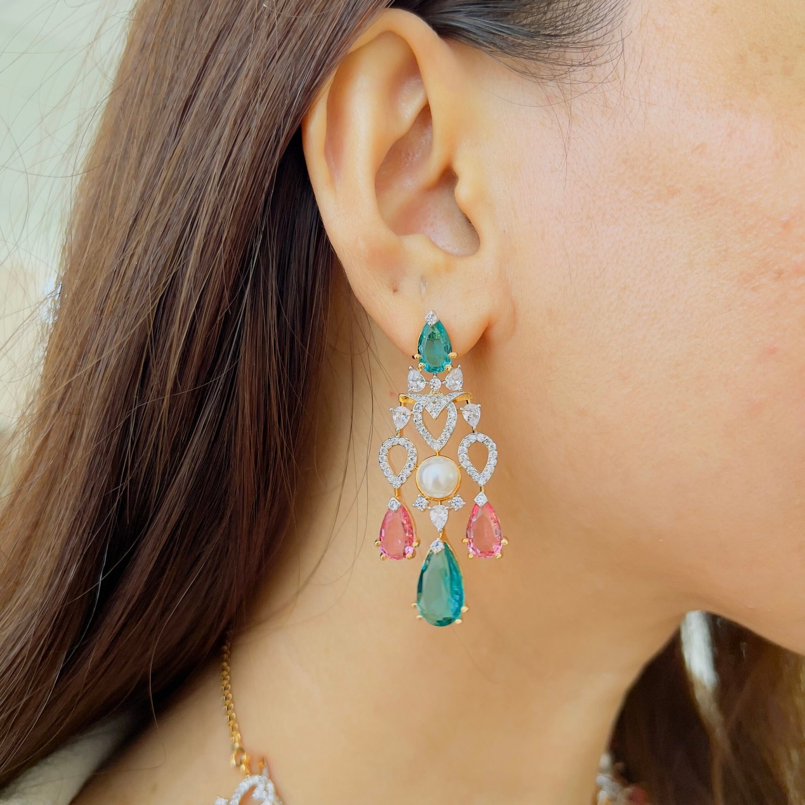 Classic Beauty with Diamond Design - Image 3