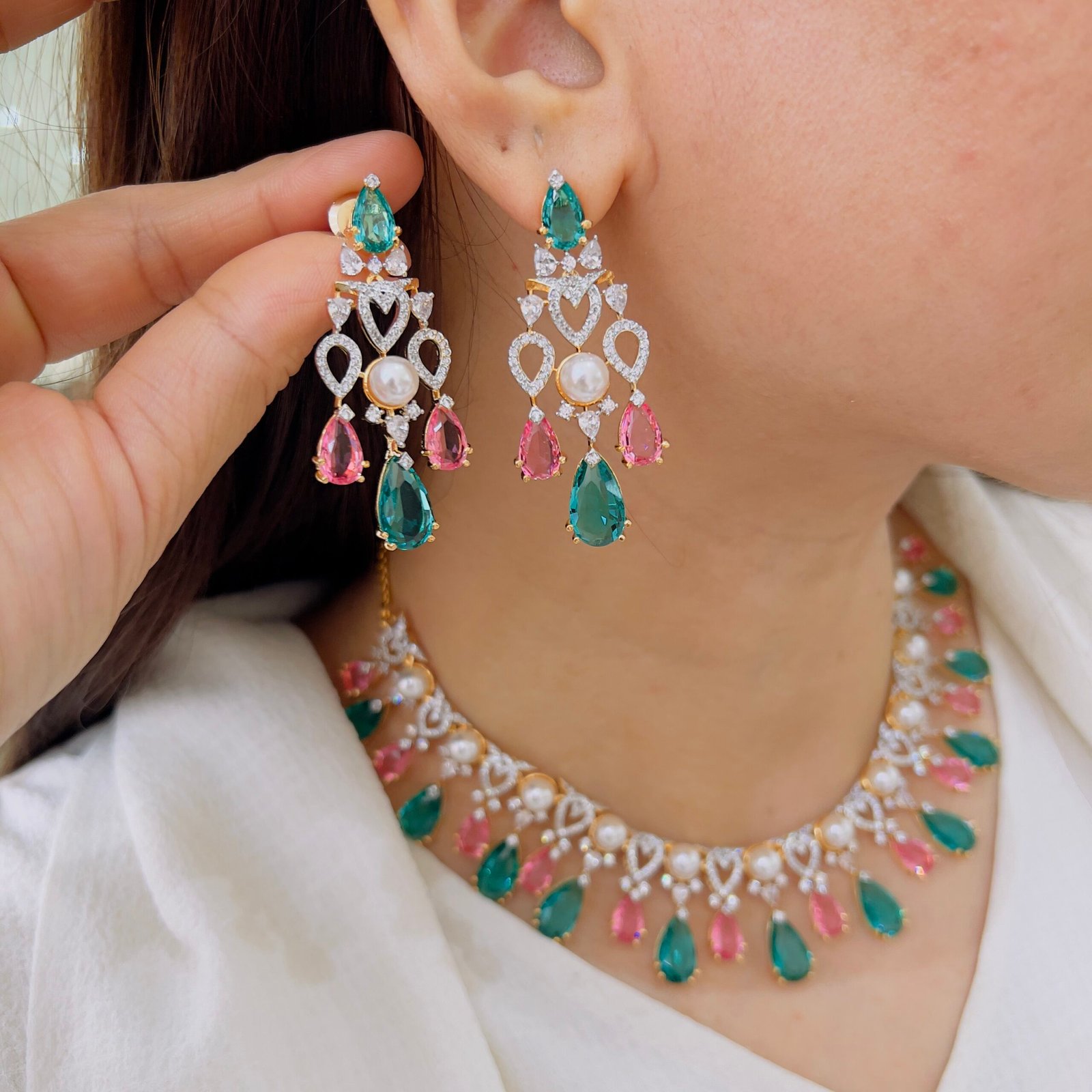 Classic Beauty with Diamond Design - Image 2