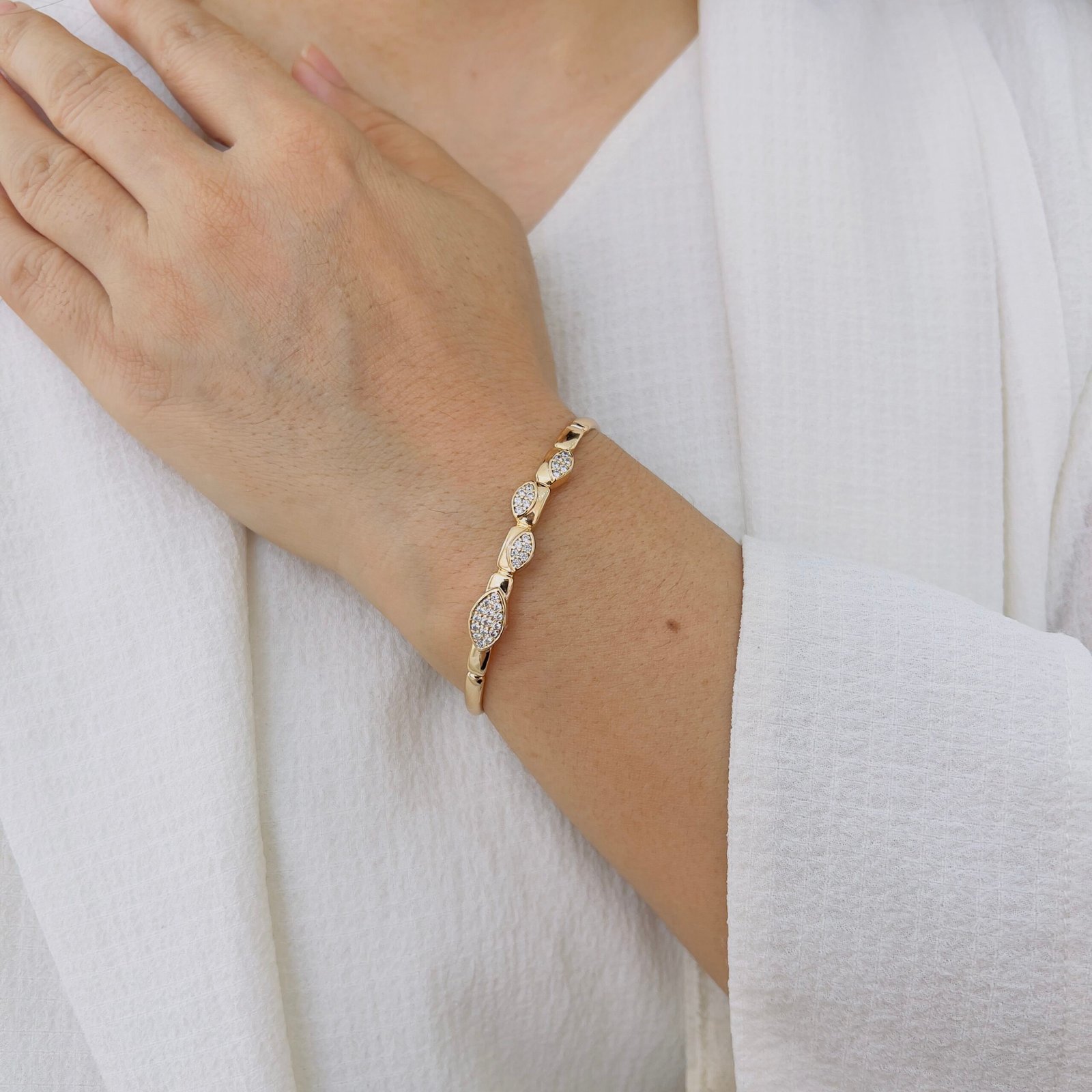 Effortless Style Bracelet for Work & Daily Wear