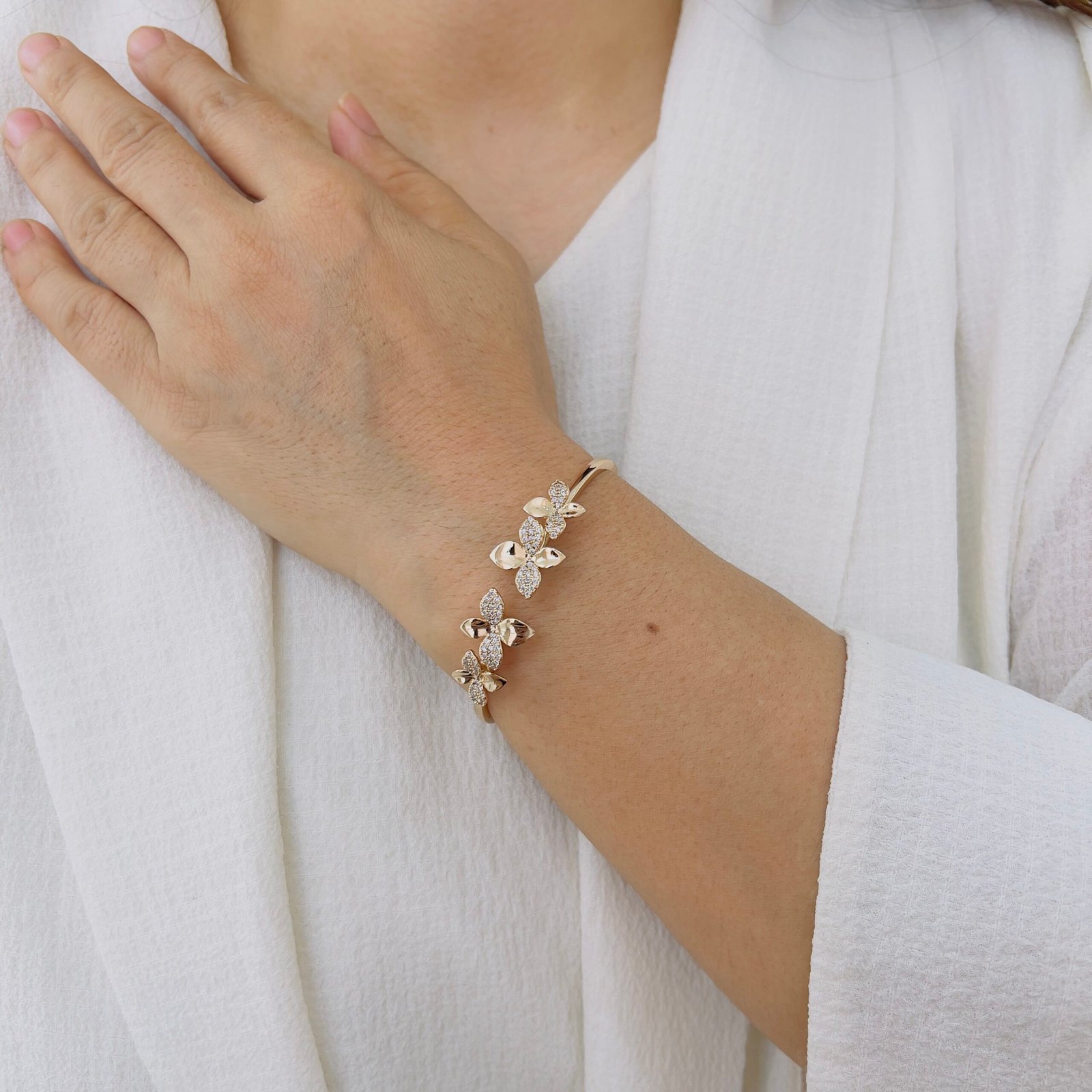 Daily Glow Bracelet – 18K Gold Plated - Image 3