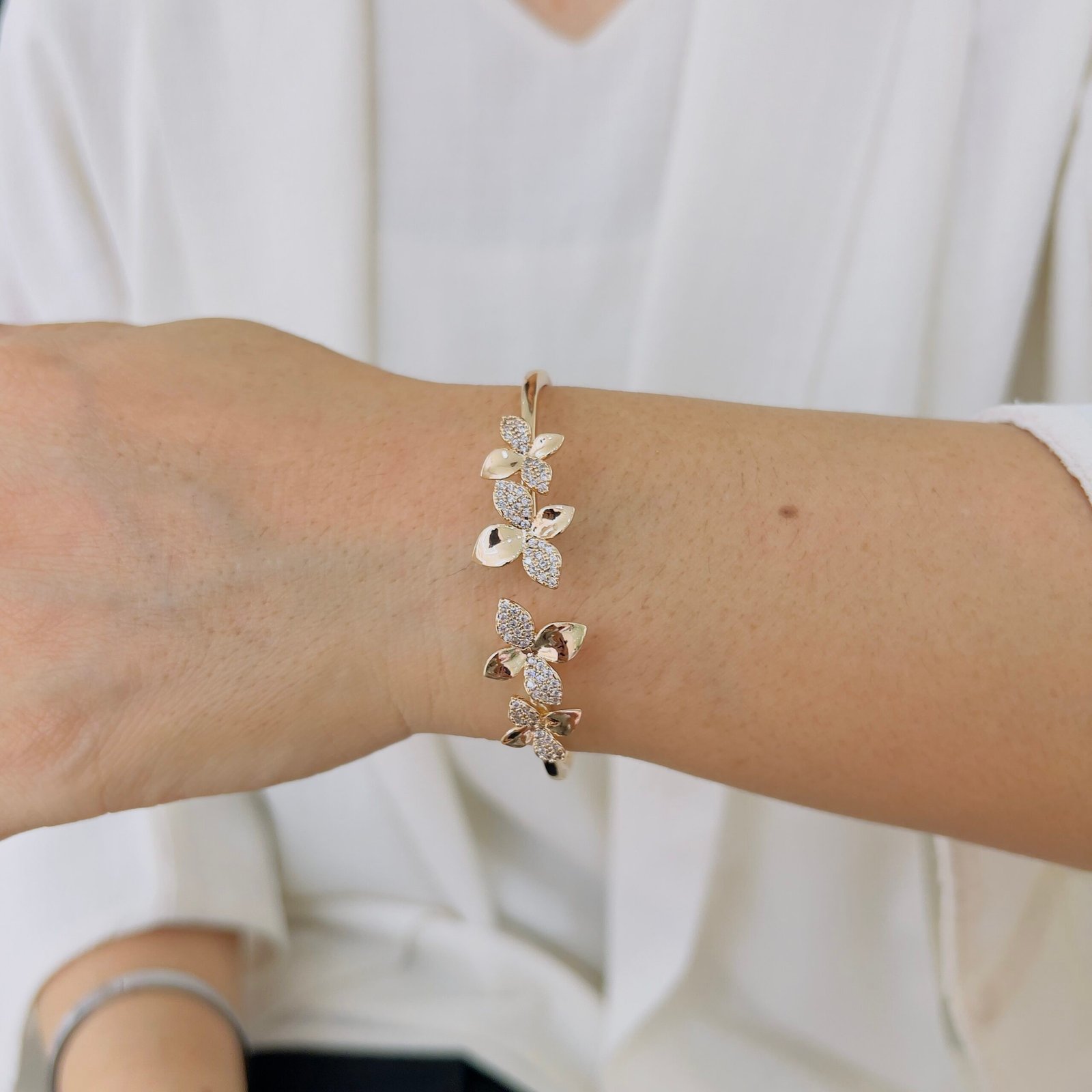 Daily Glow Bracelet – 18K Gold Plated - Image 2