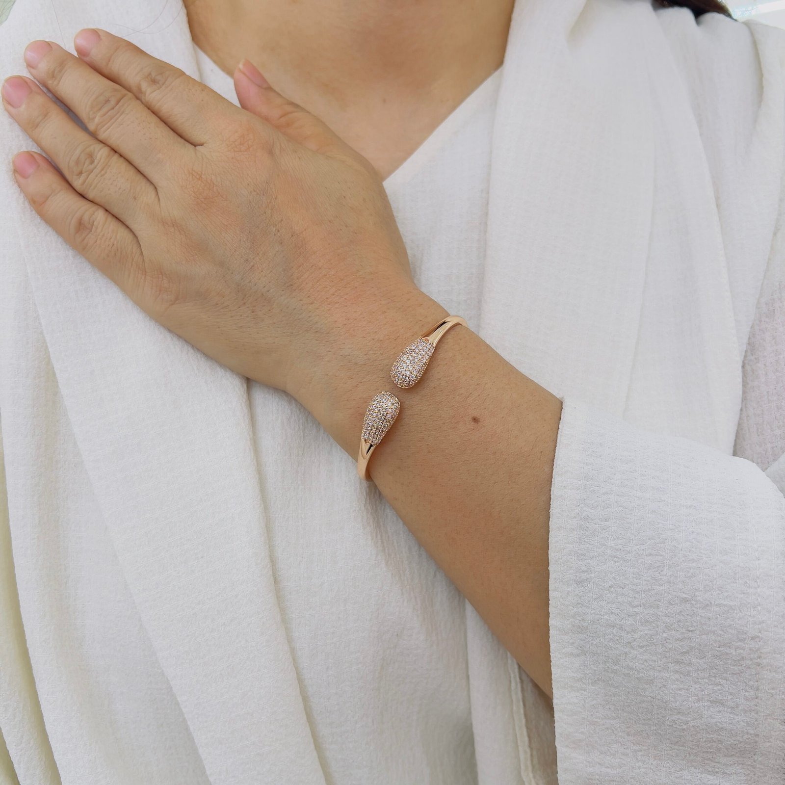 The Finisher for Every Look - Image 3