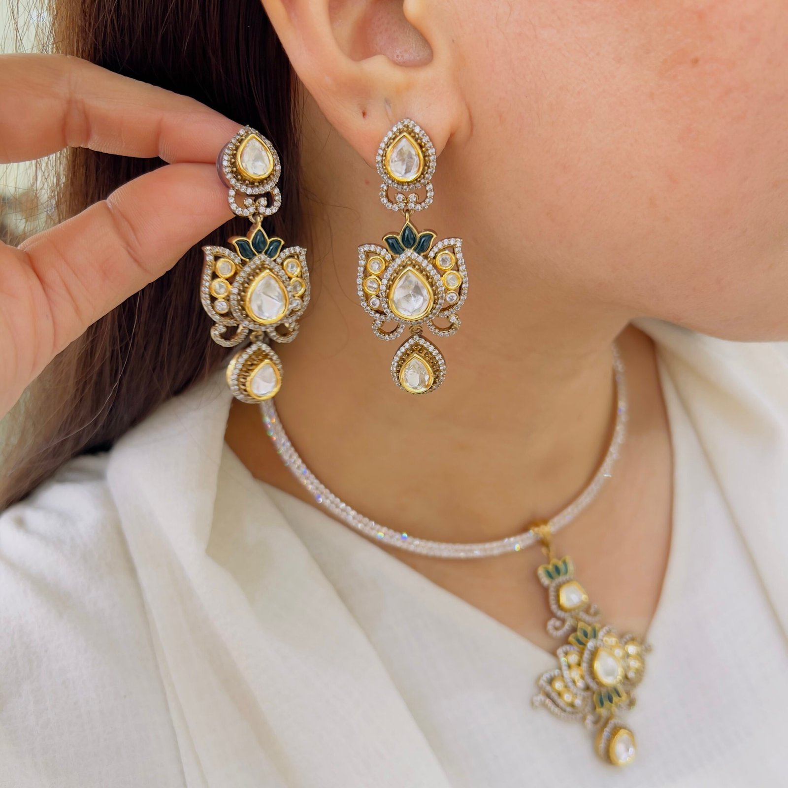 Vintage Luxe Statement Pendant Set - Image 2