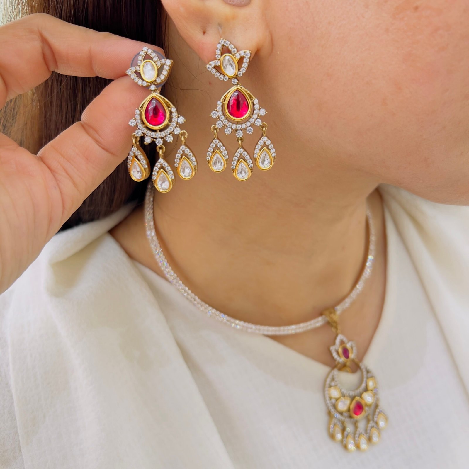 Classic Heirloom Pendant Set - Image 2