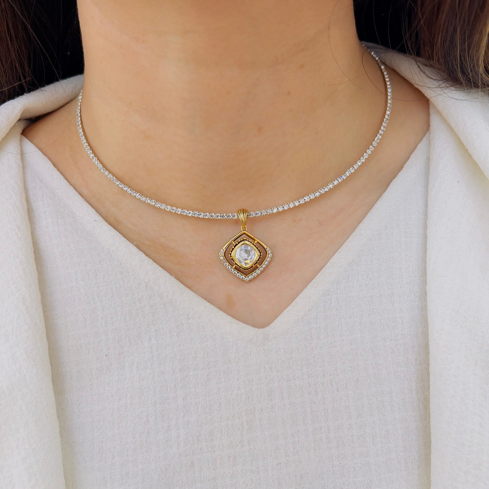 Vintage Royale Pendant Set